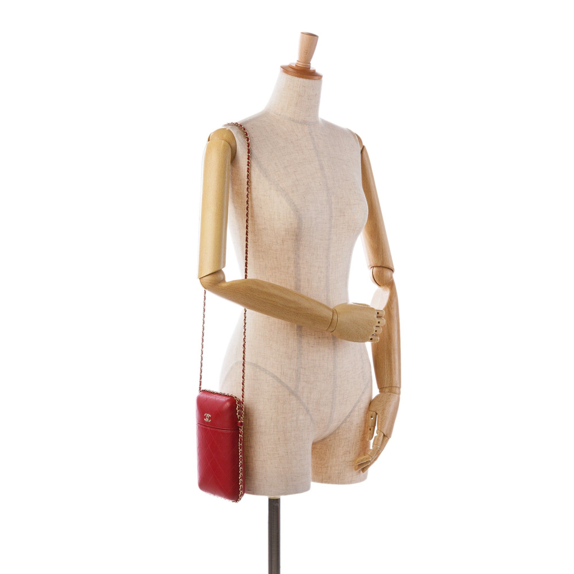 Chanel Chanel CC Quilted Lambskin Chain Around Phone Holder Red Size ONE SIZE - 8 Thumbnail