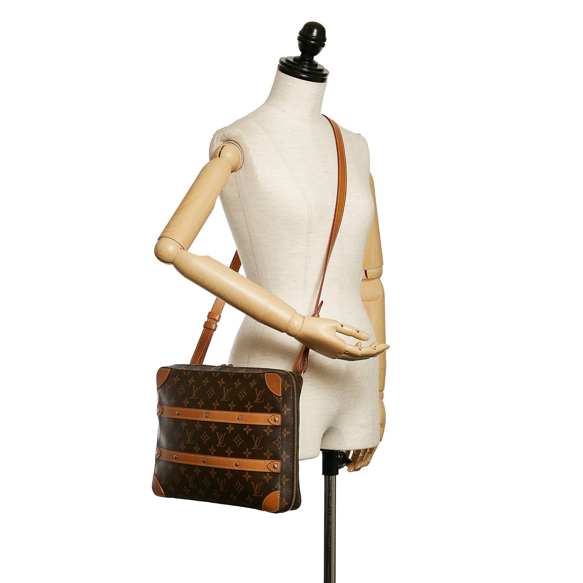 Louis Vuitton Louis Vuitton Monogram Soft Trunk Messenger Brown Size ONE SIZE - 10 Thumbnail