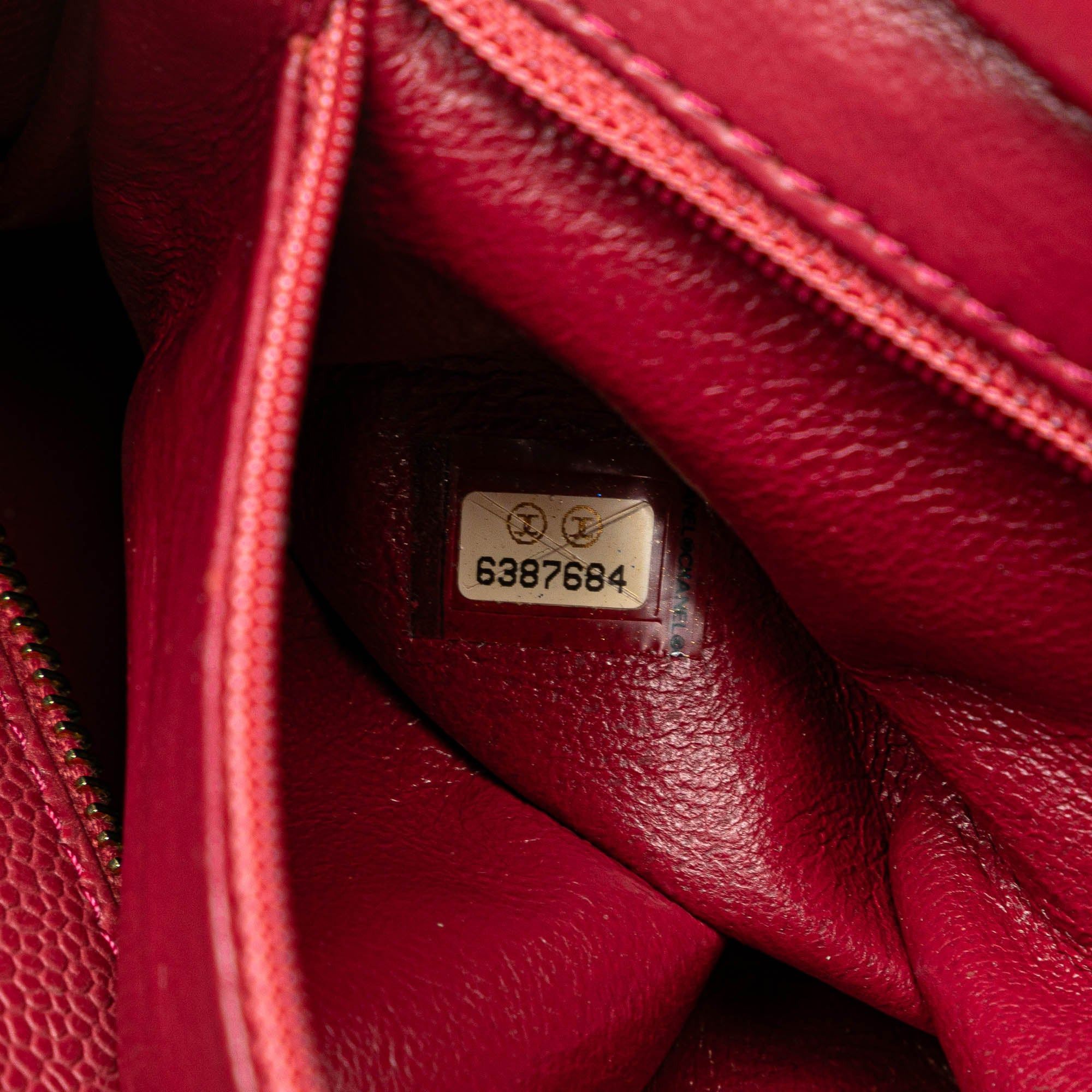 Chanel Chanel Caviar Grand Shopping Tote Red Size ONE SIZE - 7 Thumbnail
