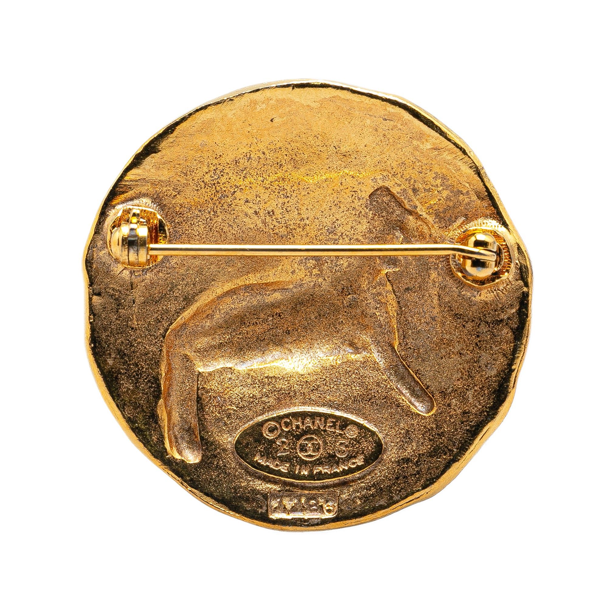 Chanel Chanel Gold Plated CC Round Lion Brooch Gold Size ONE SIZE - 2 Thumbnail