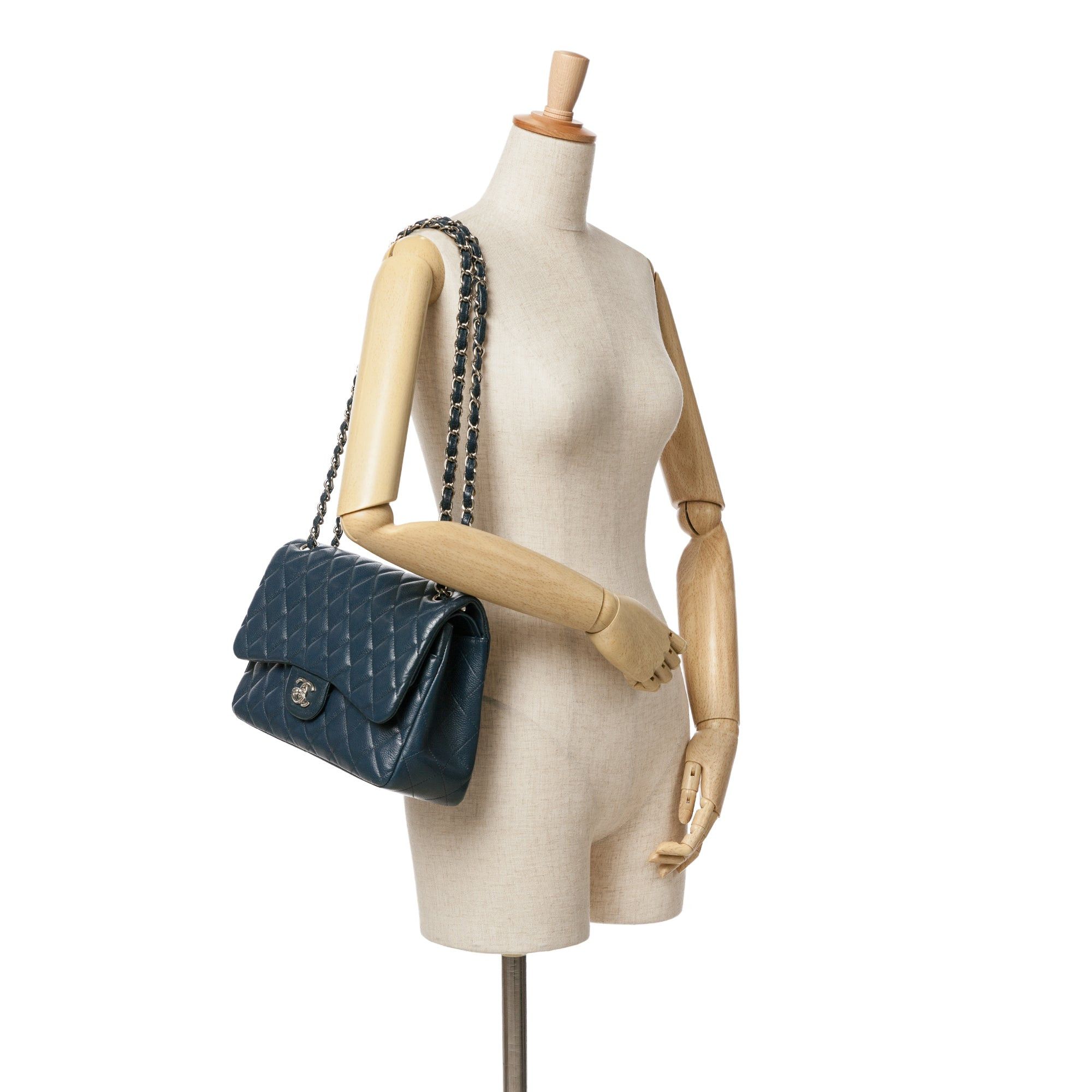 Chanel Chanel Jumbo Classic Caviar Double Flap Blue Size ONE SIZE - 10 Thumbnail