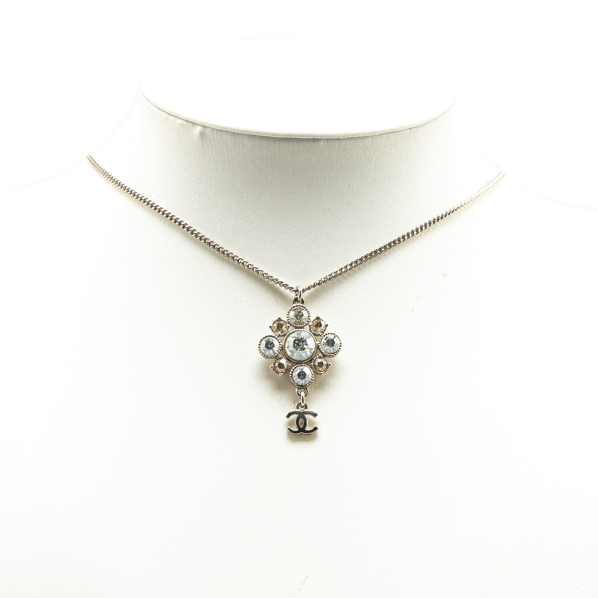 Chanel Chanel Palladium Plated CC Crystal Pendant Necklace Silver Size ONE SIZE - 4 Thumbnail