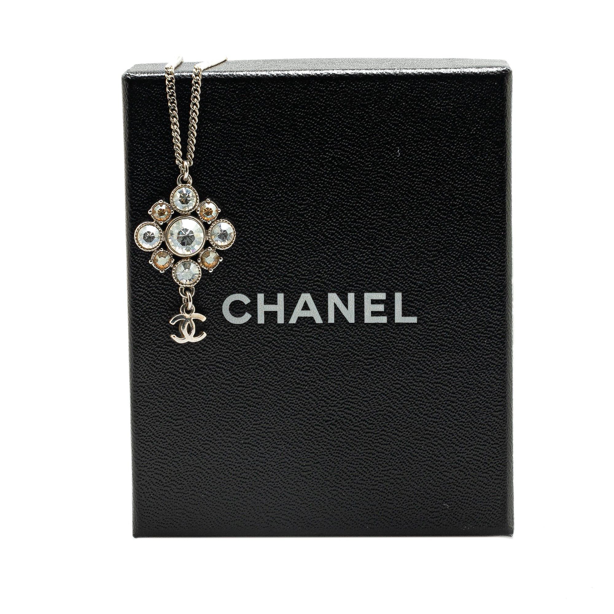 Chanel Chanel Palladium Plated CC Crystal Pendant Necklace Silver Size ONE SIZE - 5 Thumbnail