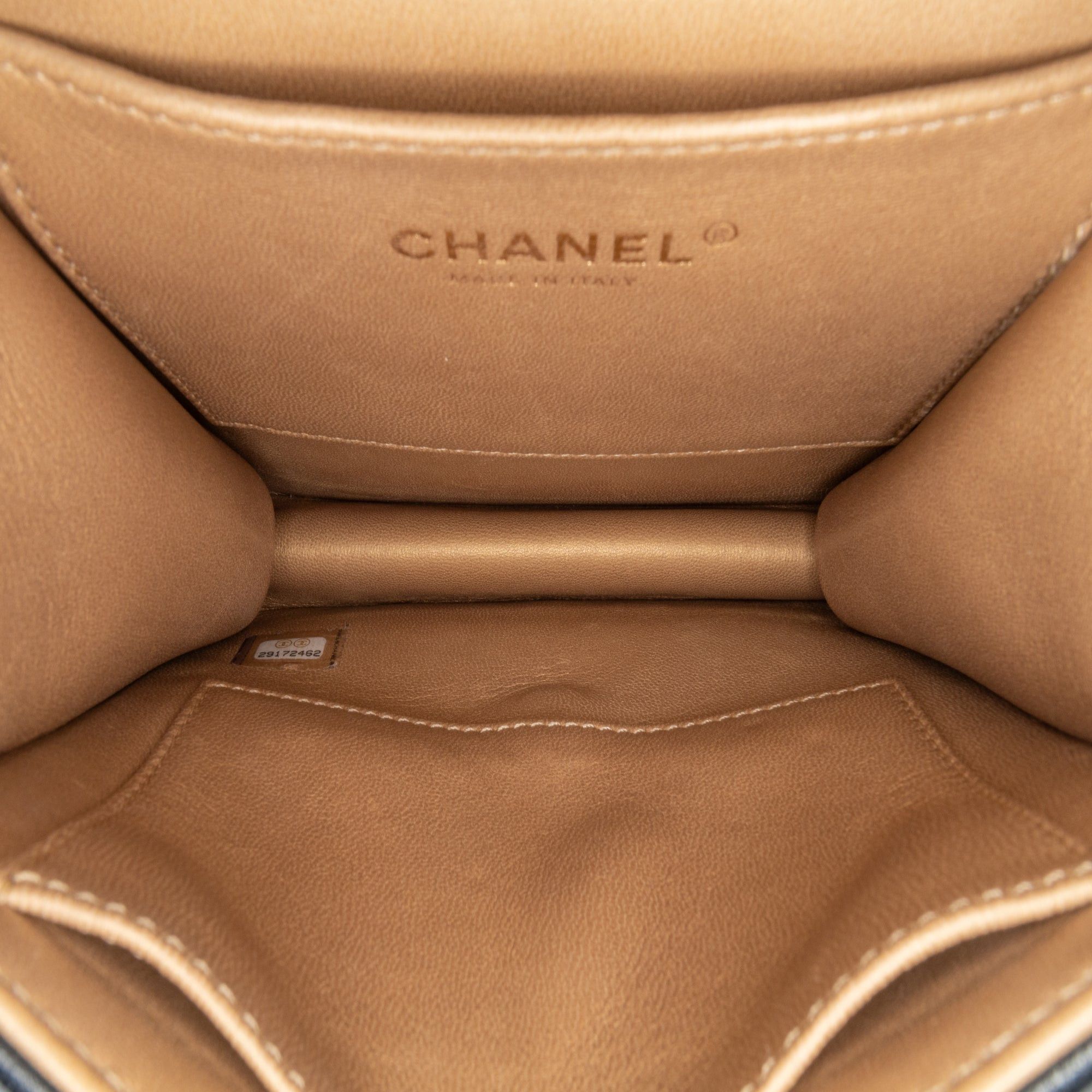 Chanel Chanel Small Lambskin Chic Pearls Flap Black Size ONE SIZE - 4 Thumbnail
