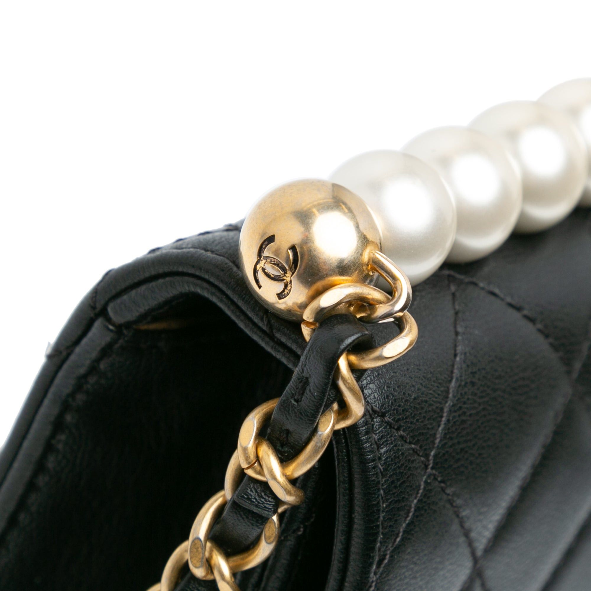 Chanel Chanel Small Lambskin Chic Pearls Flap Black Size ONE SIZE - 8 Thumbnail