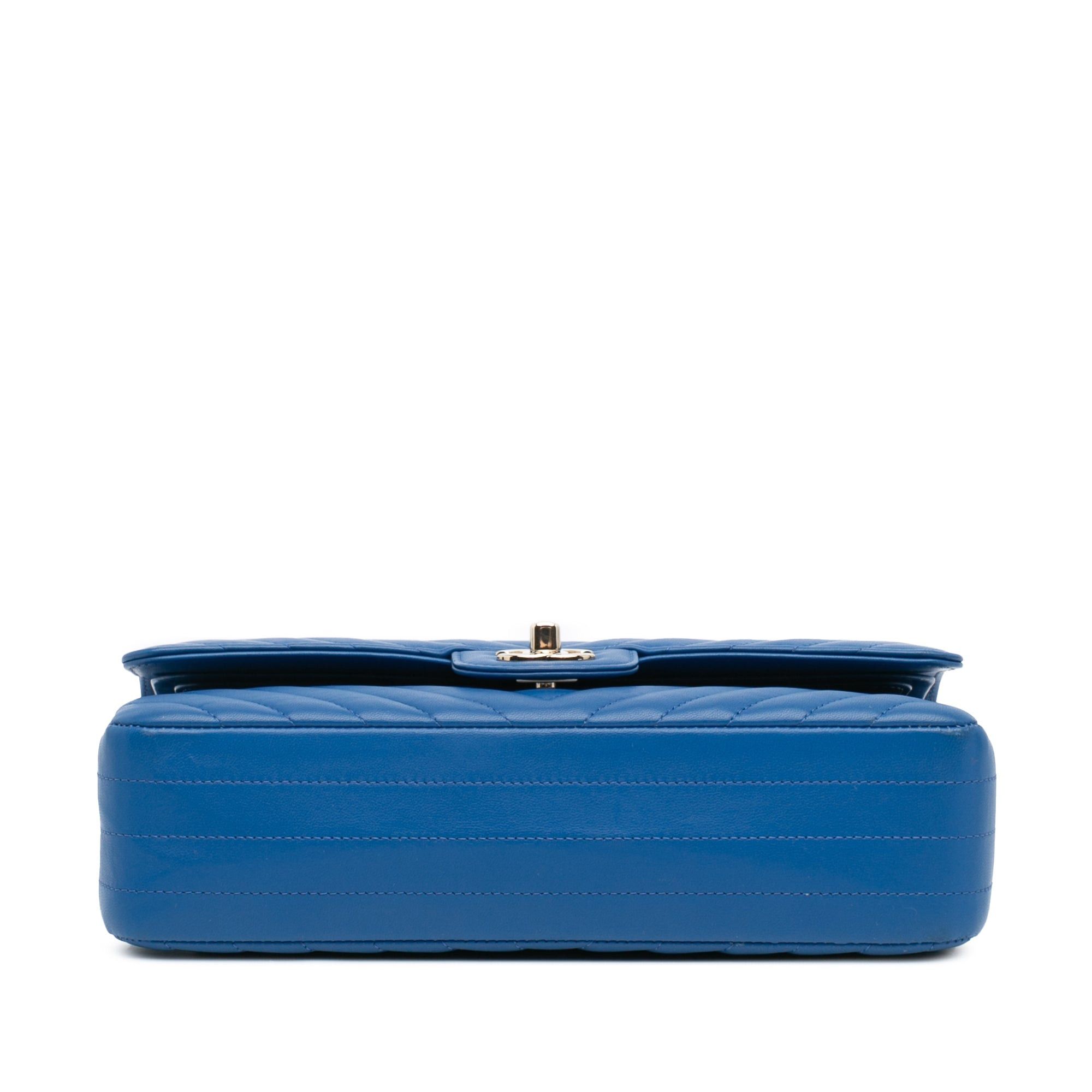 Chanel Chanel Medium Classic Chevron Lambskin Double Flap Blue Size ONE SIZE - 3 Thumbnail