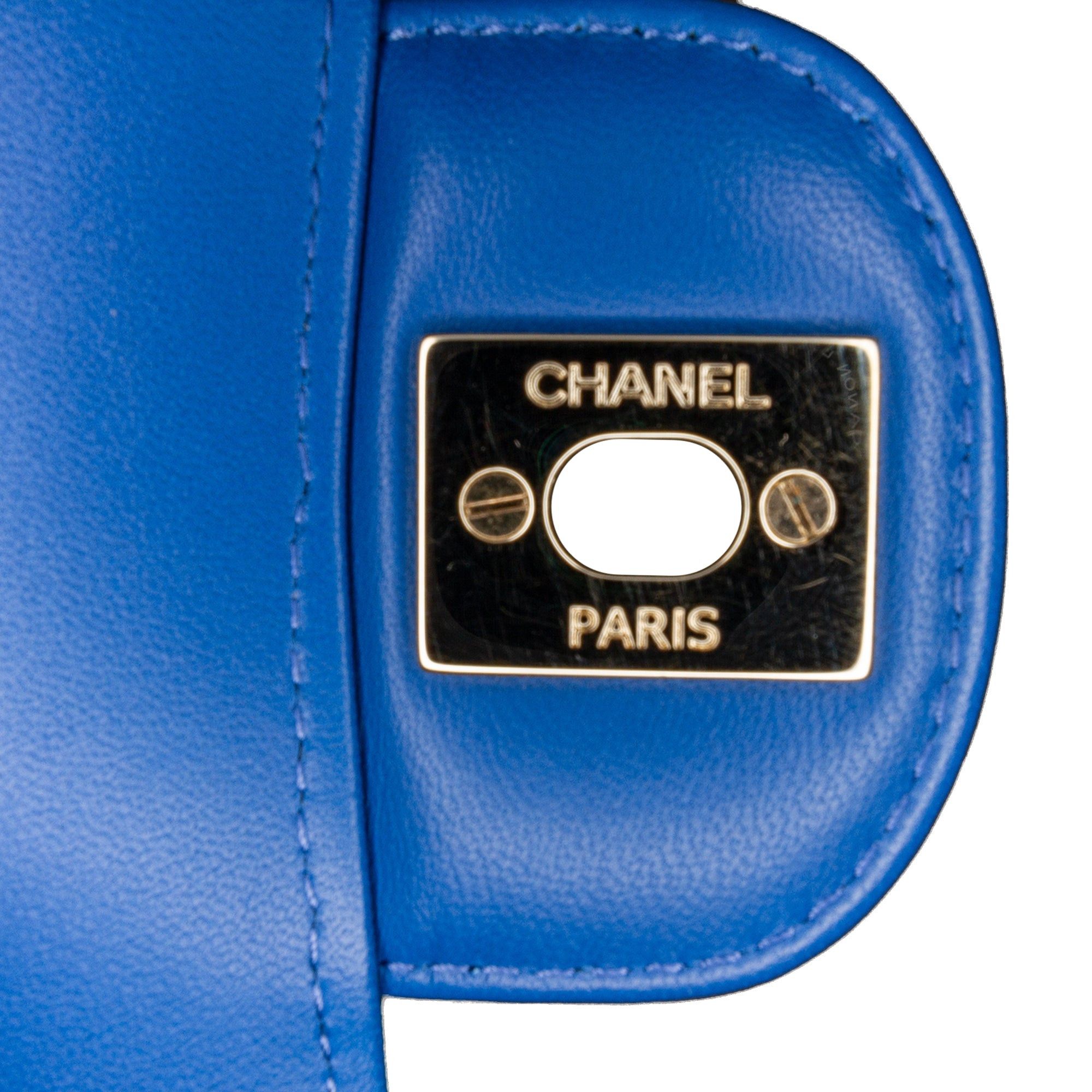 Chanel Chanel Medium Classic Chevron Lambskin Double Flap Blue Size ONE SIZE - 8 Thumbnail