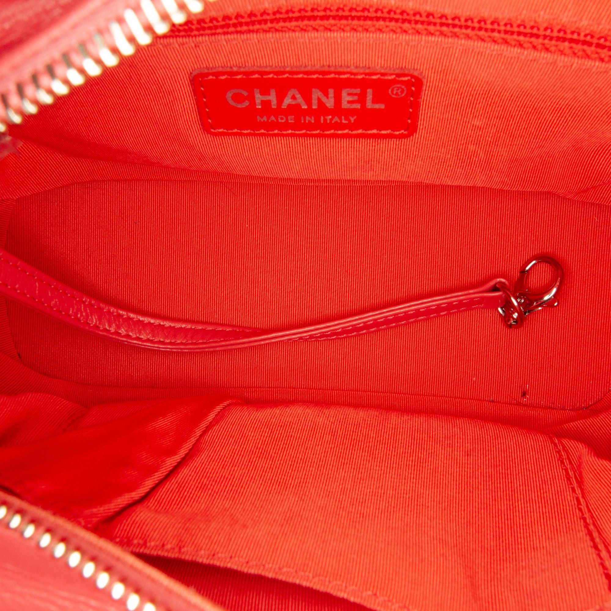 Chanel Chanel Small Chevron Lambskin Gabrielle Crossbody Red Size ONE SIZE - 6 Thumbnail