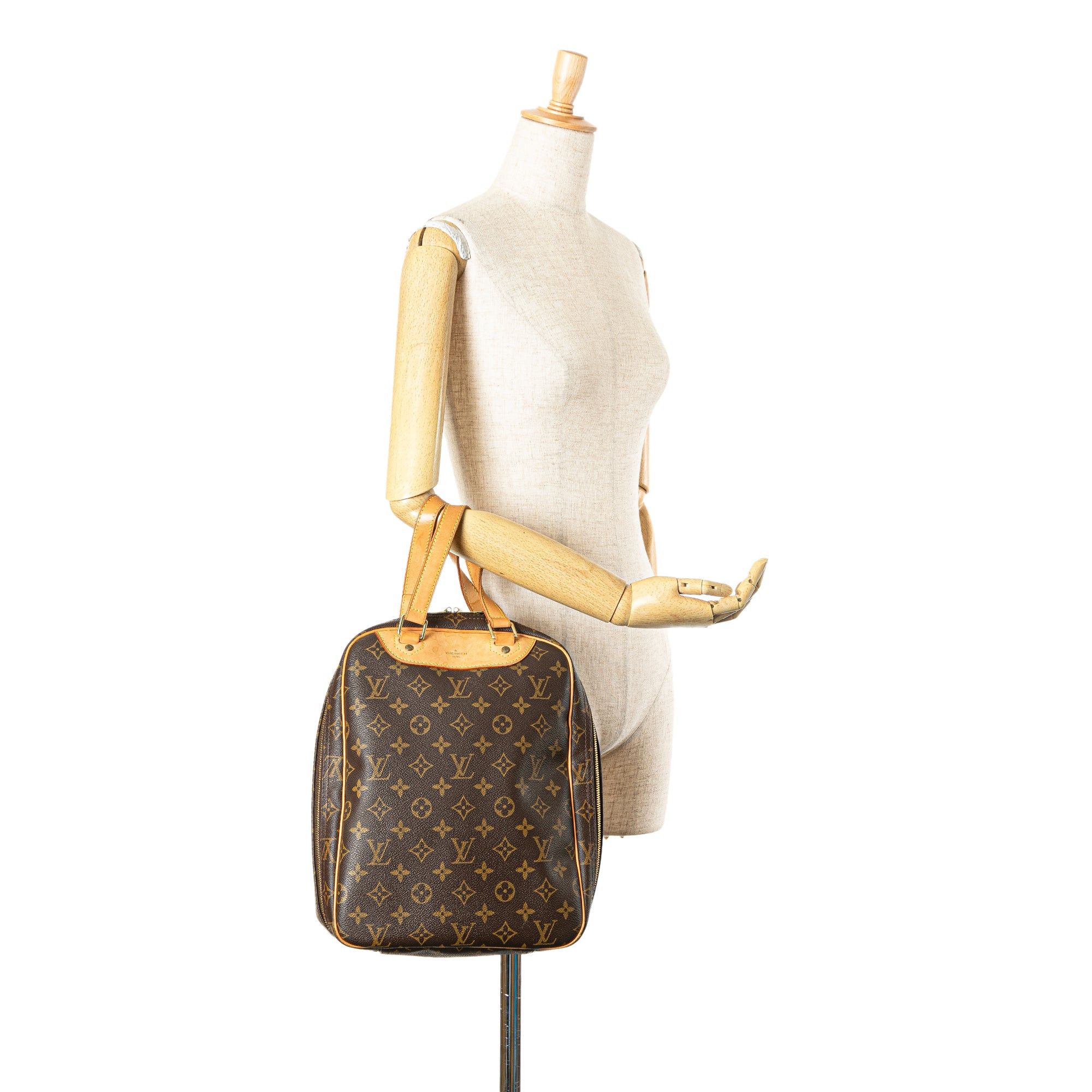 Louis Vuitton Louis Vuitton Monogram Excursion Brown Size ONE SIZE - 8 Thumbnail