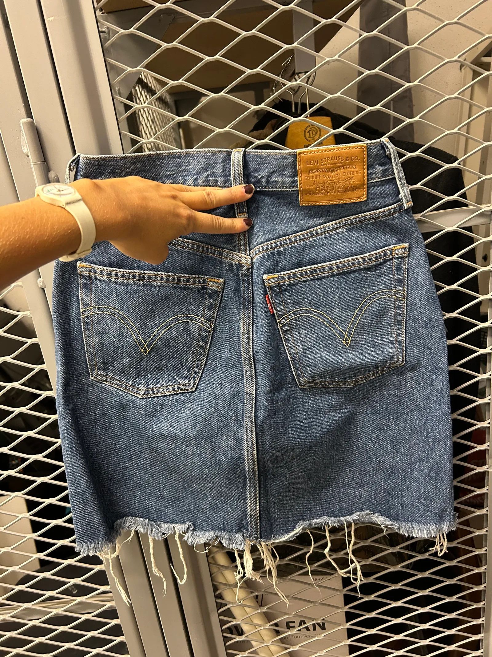 Levi's Levi's Skirt Size 24" / US 00 / IT 34 - 2 Thumbnail
