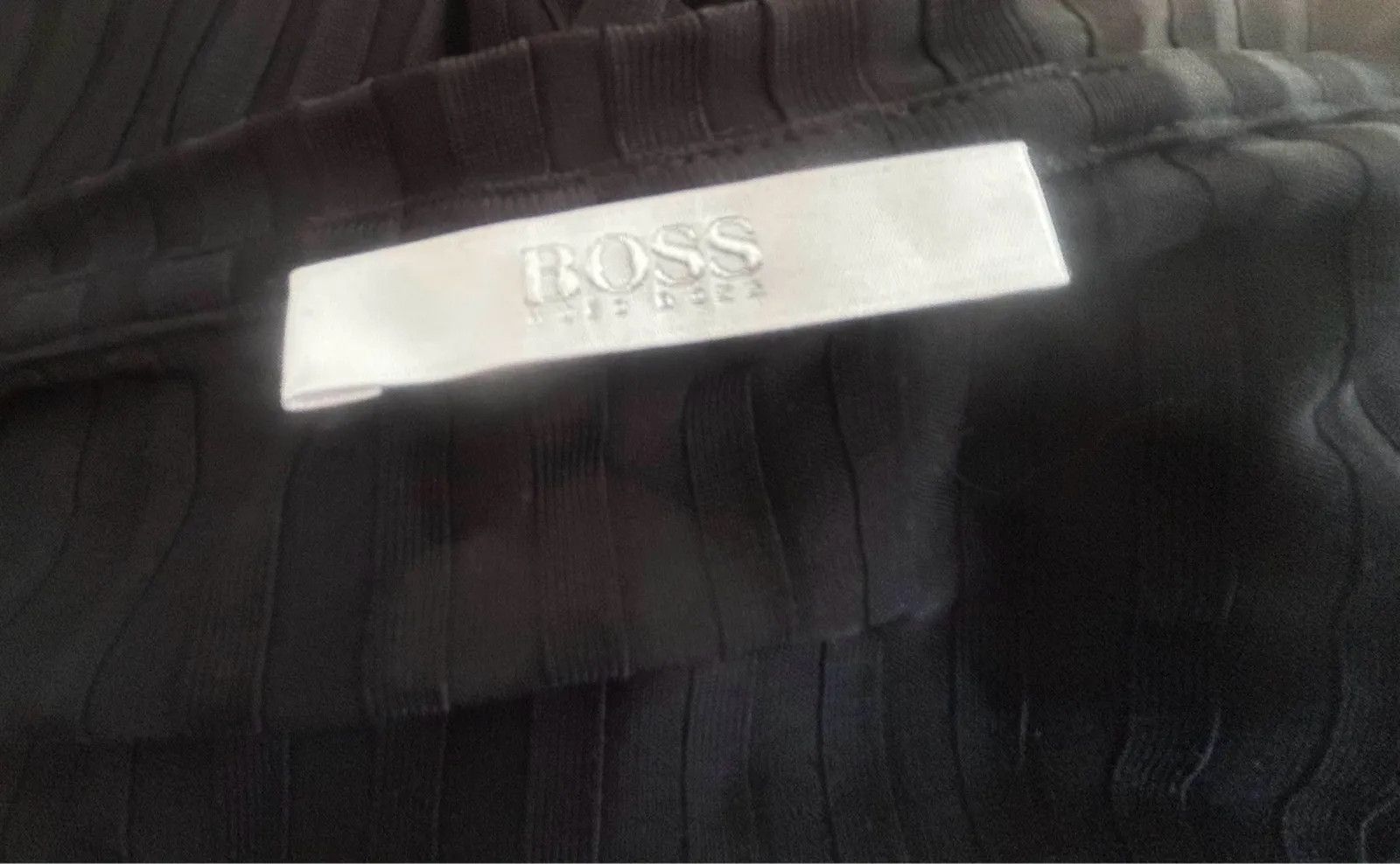 Hugo Boss Hugo Boss V-ringad topp i skimrande ribbstickad jersey Top Size S / US 4 / IT 40 - 2 Thumbnail