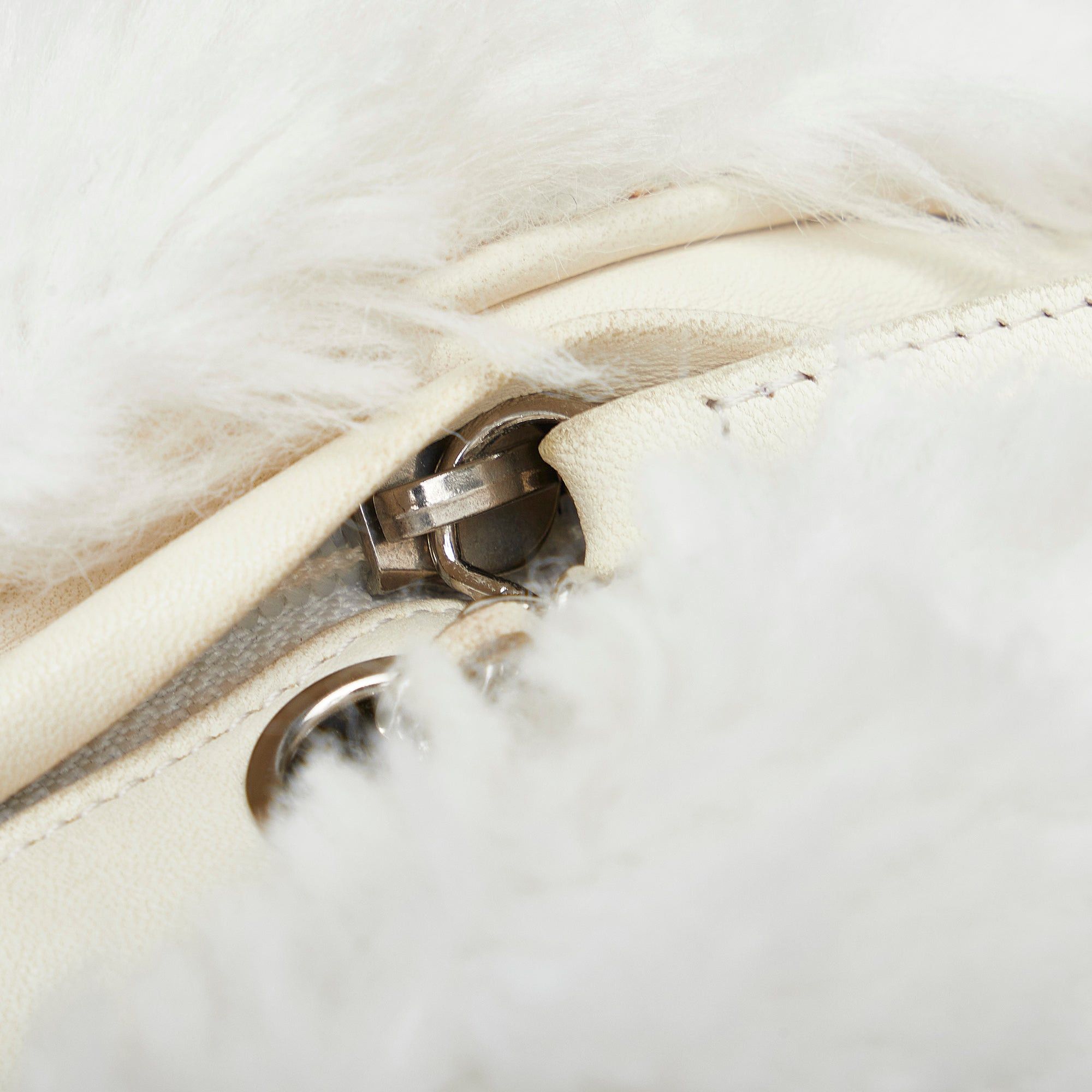 Chanel Chanel CC Crystal Embellished Faux Fur Round Crossbody White Size ONE SIZE - 10 Thumbnail