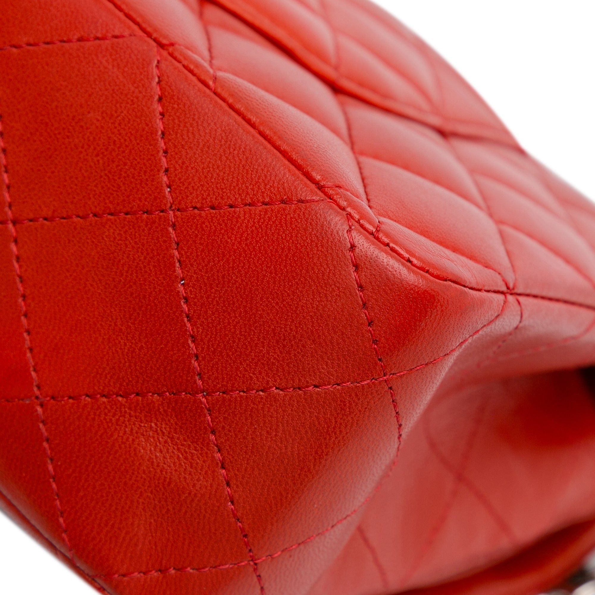 Chanel Chanel Medium Classic Lambskin Double Flap Red Size ONE SIZE - 10 Thumbnail