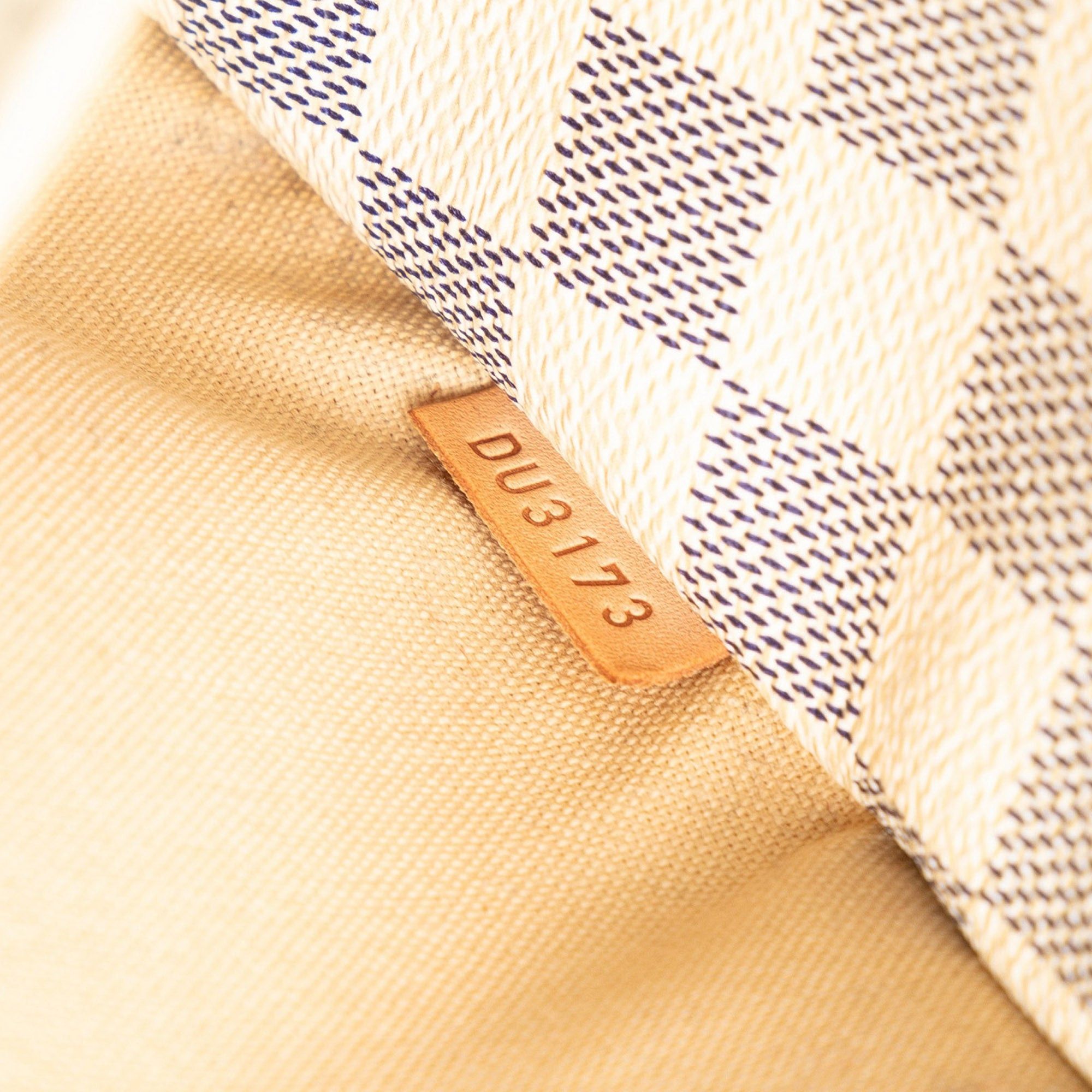 Louis Vuitton Louis Vuitton Damier Azur Totally PM White Size ONE SIZE - 7 Thumbnail