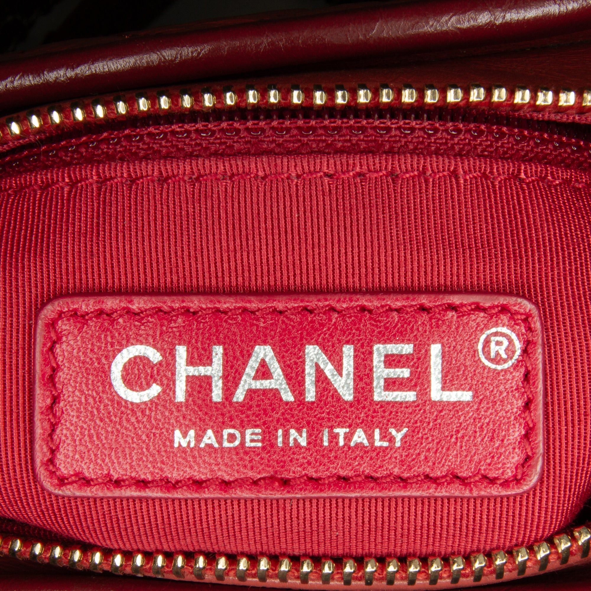 Chanel Chanel Small Chevron Lambskin Gabrielle Crossbody Red Size ONE SIZE - 7 Thumbnail