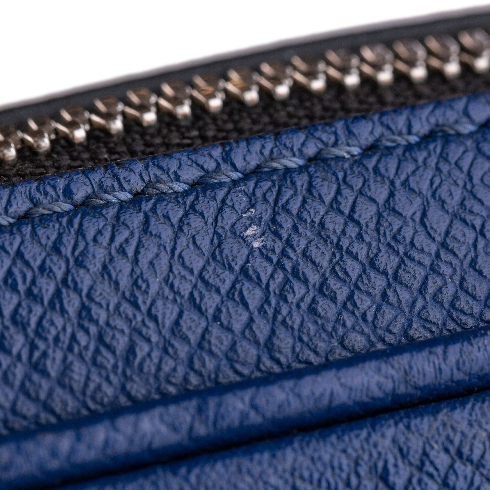 Louis Vuitton Louis Vuitton Taiga Outdoor Messenger PM Blue Size ONE SIZE - 12 Thumbnail