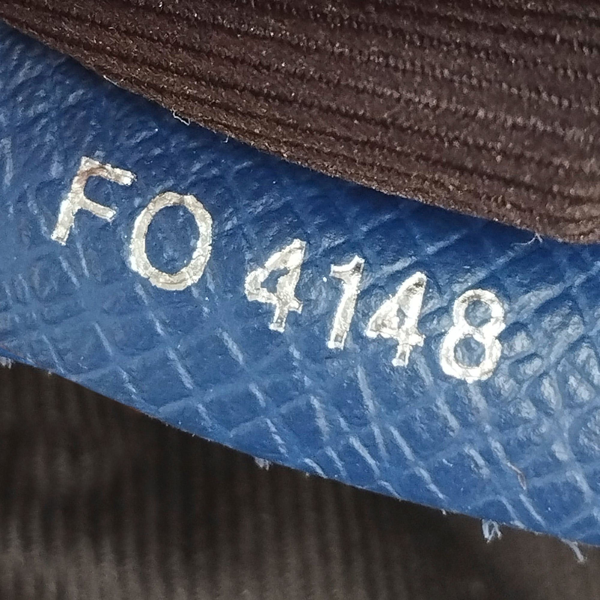 Louis Vuitton Louis Vuitton Taiga Outdoor Messenger PM Blue Size ONE SIZE - 7 Thumbnail