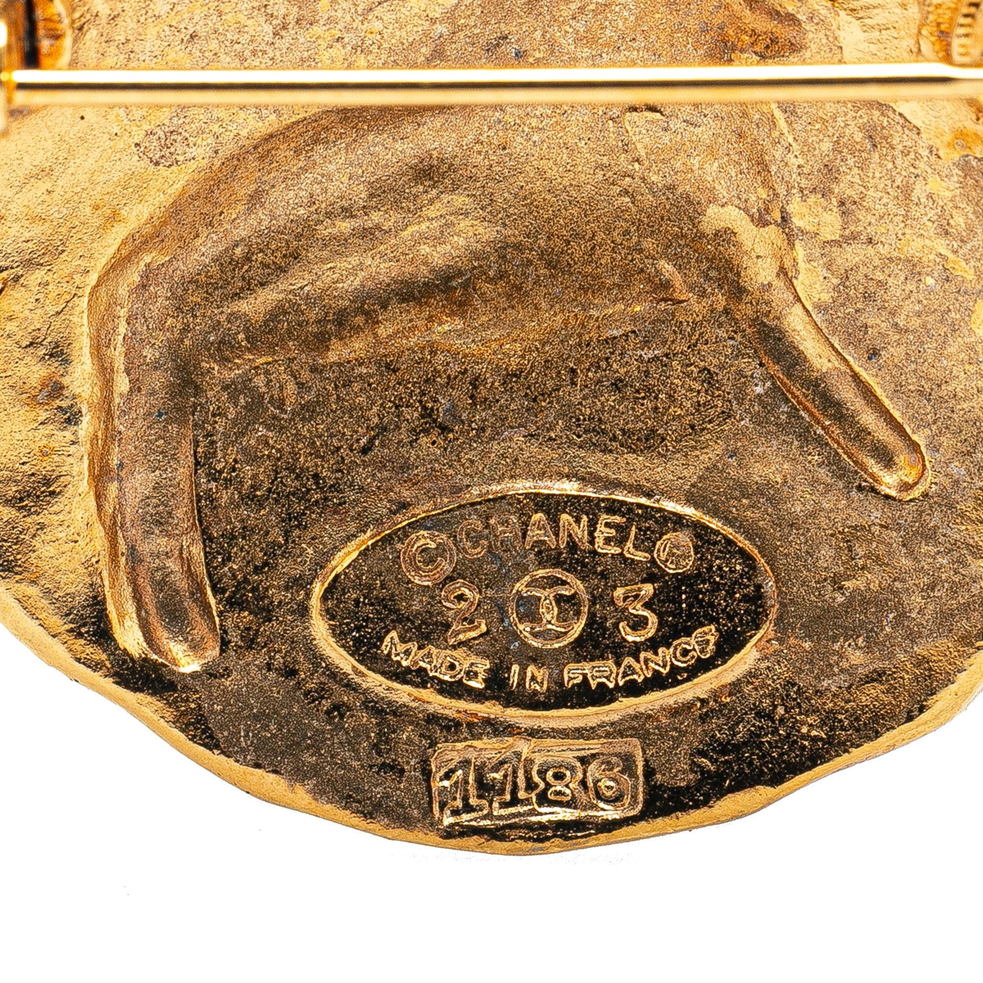 Chanel Chanel Gold Plated CC Round Lion Brooch Gold Size ONE SIZE - 3 Thumbnail