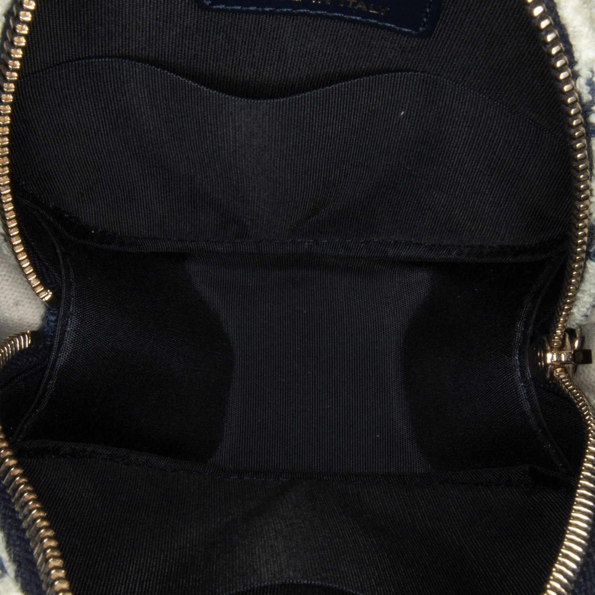 Chanel Chanel Tweed 19 Round Clutch with Chain White Size ONE SIZE - 6 Thumbnail