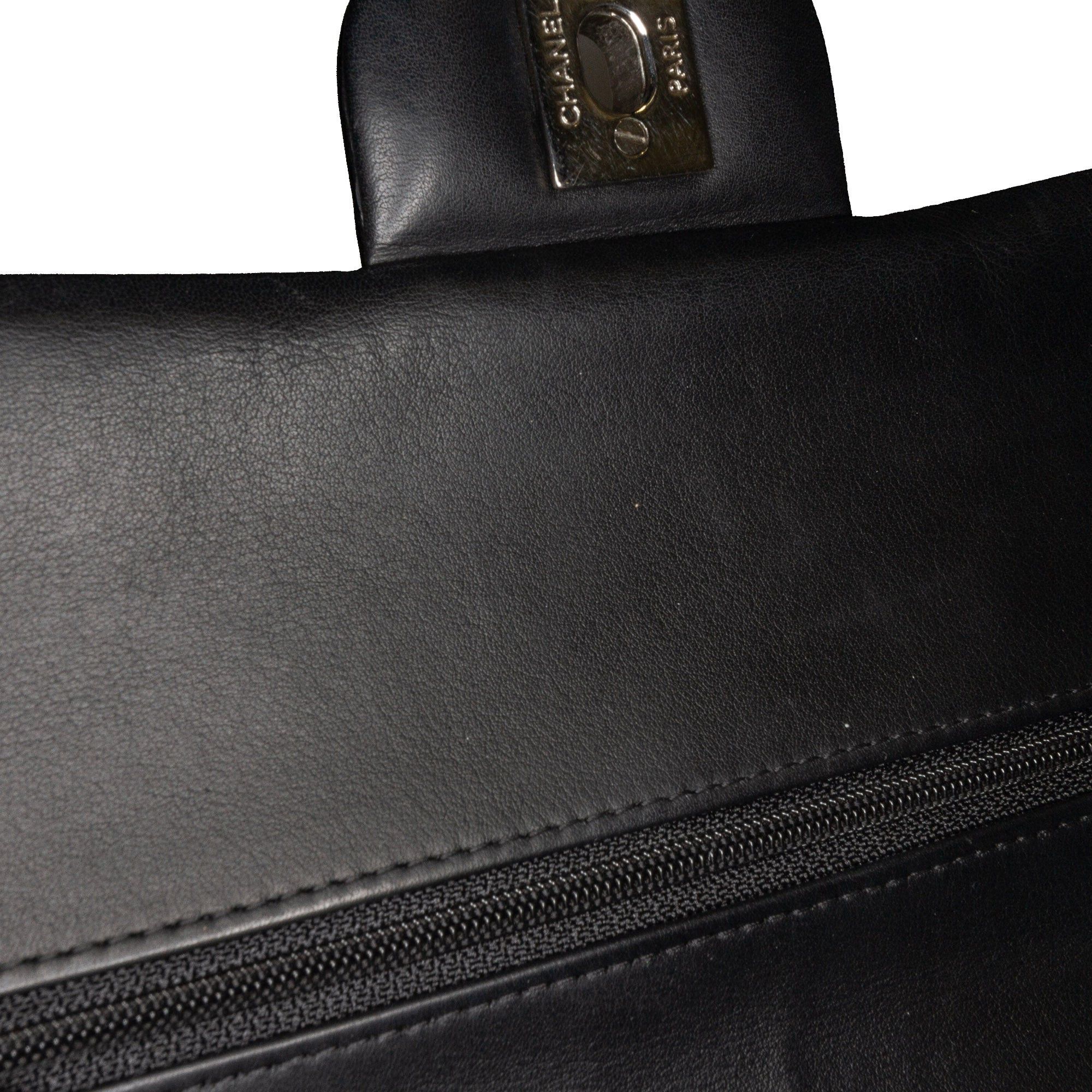 Chanel Chanel Medium Classic Patent Double Flap Black Size ONE SIZE - 9 Thumbnail