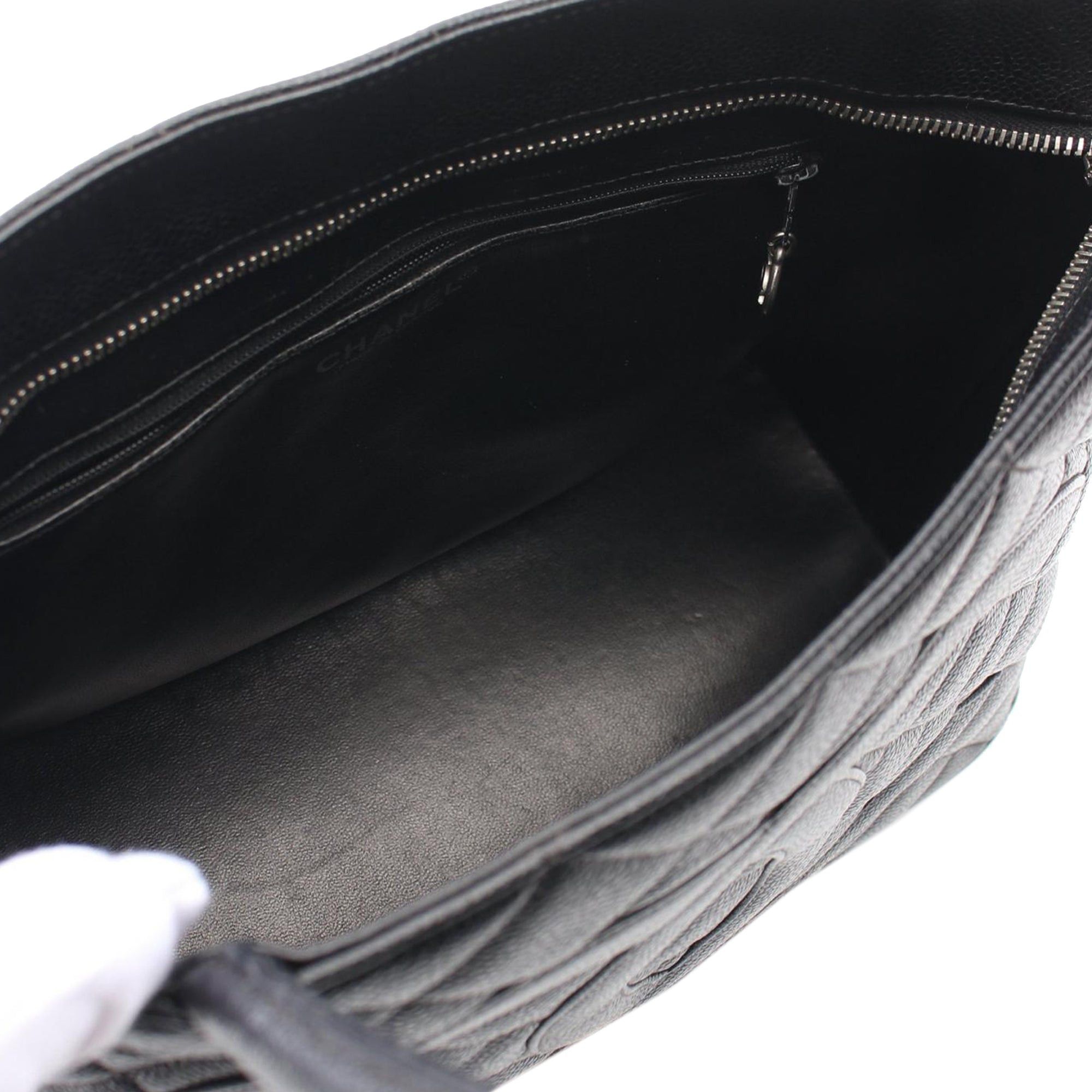 Chanel Chanel Caviar Medallion Tote Black Size ONE SIZE - 3 Thumbnail