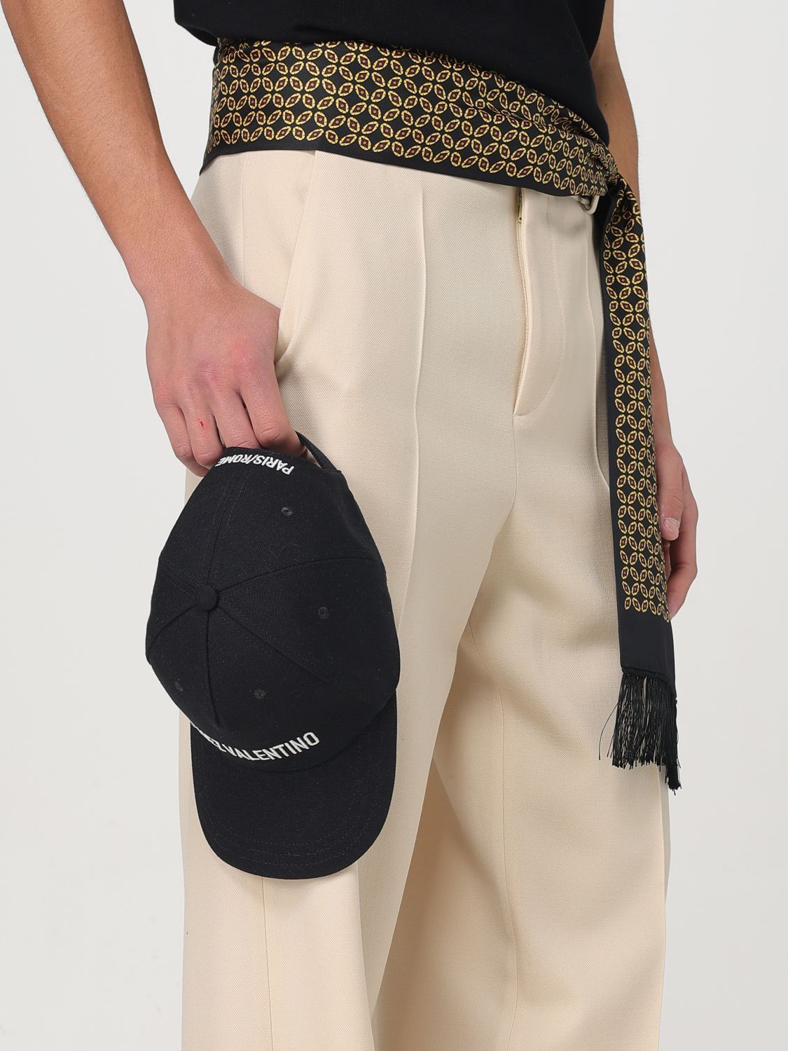 Valentino Valentino Garavani Hat Men Black Size ONE SIZE - 2 Thumbnail