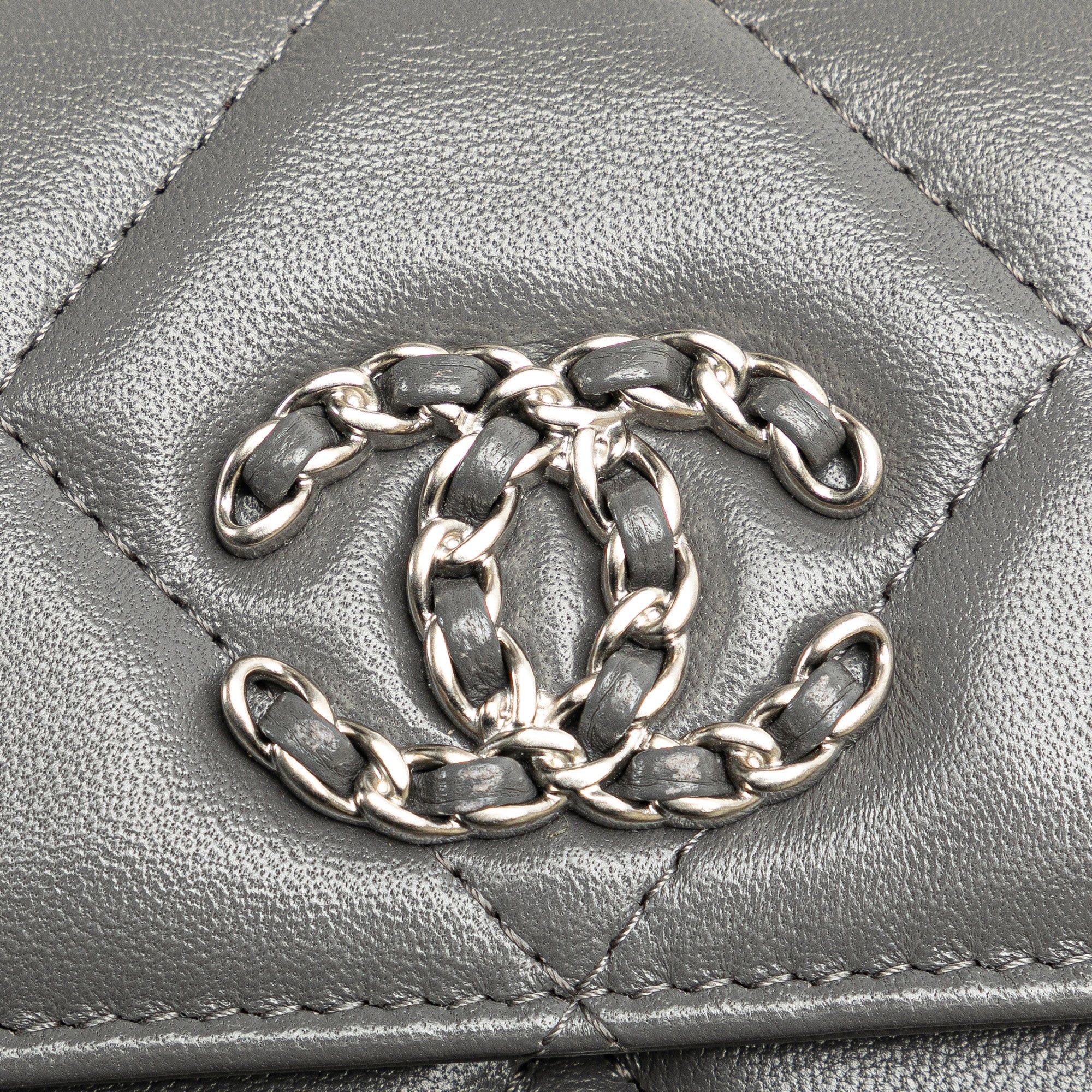 Chanel Chanel Lambskin 19 Flap Coin Purse With Chain Gray Size ONE SIZE - 8 Thumbnail