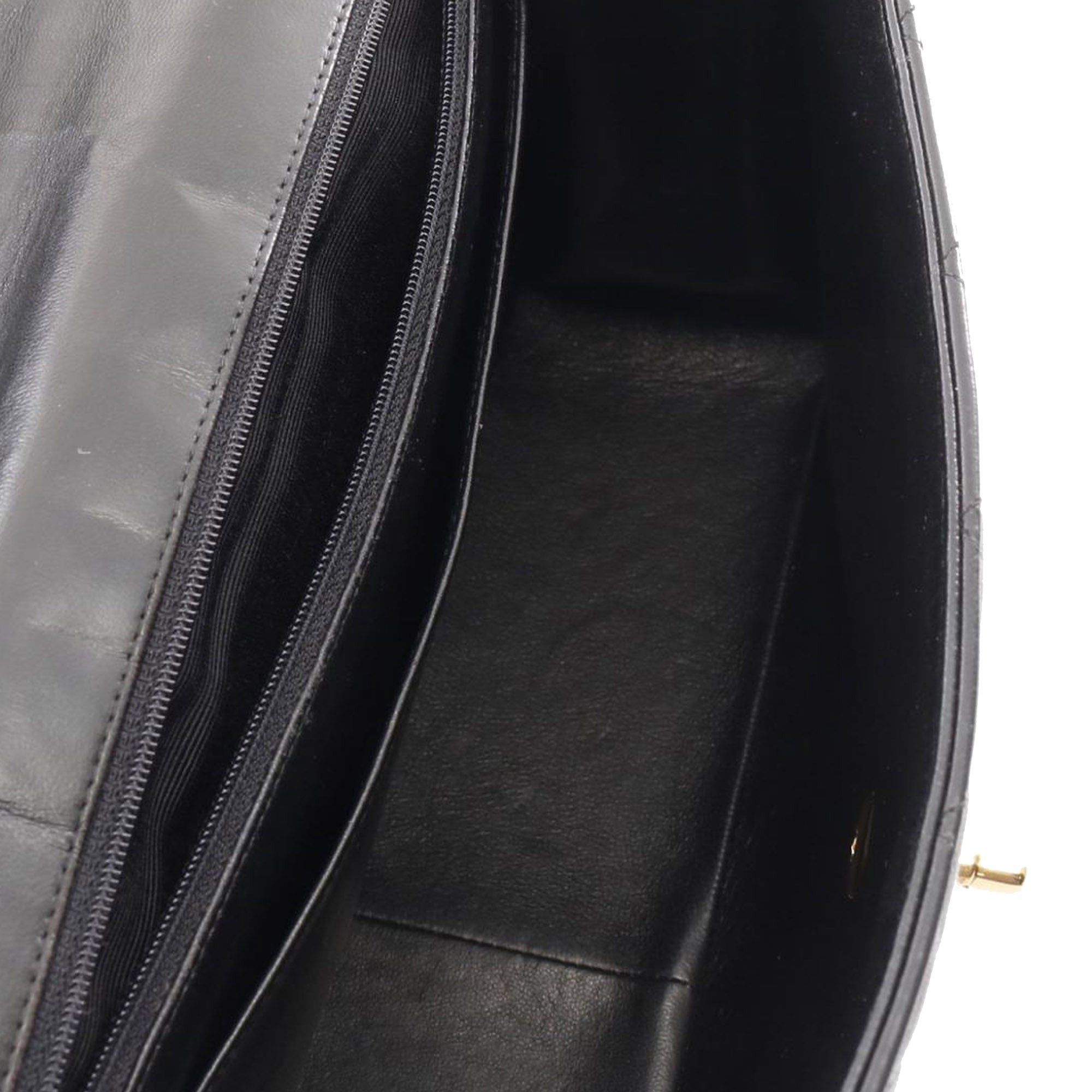 Chanel Chanel Jumbo Classic Lambskin Single Flap Black Size ONE SIZE - 4 Thumbnail