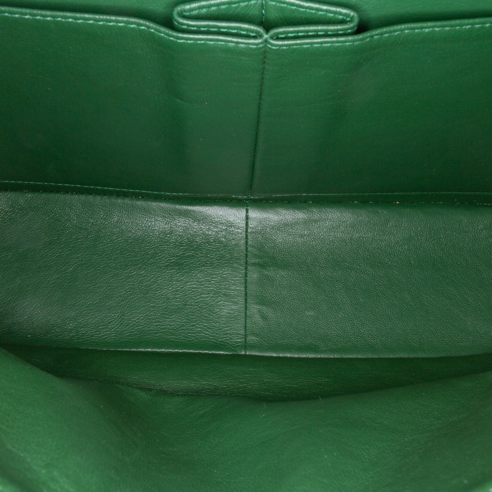 Chanel Chanel Jumbo Classic Patent Double Flap Green Size ONE SIZE - 4 Thumbnail