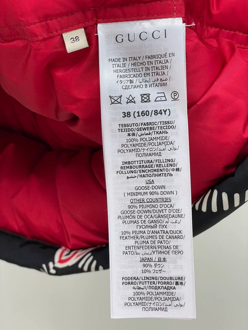Gucci Gucci Logo Padded Vest with Tag Size US M / EU 48-50 / 2 - 7 Thumbnail
