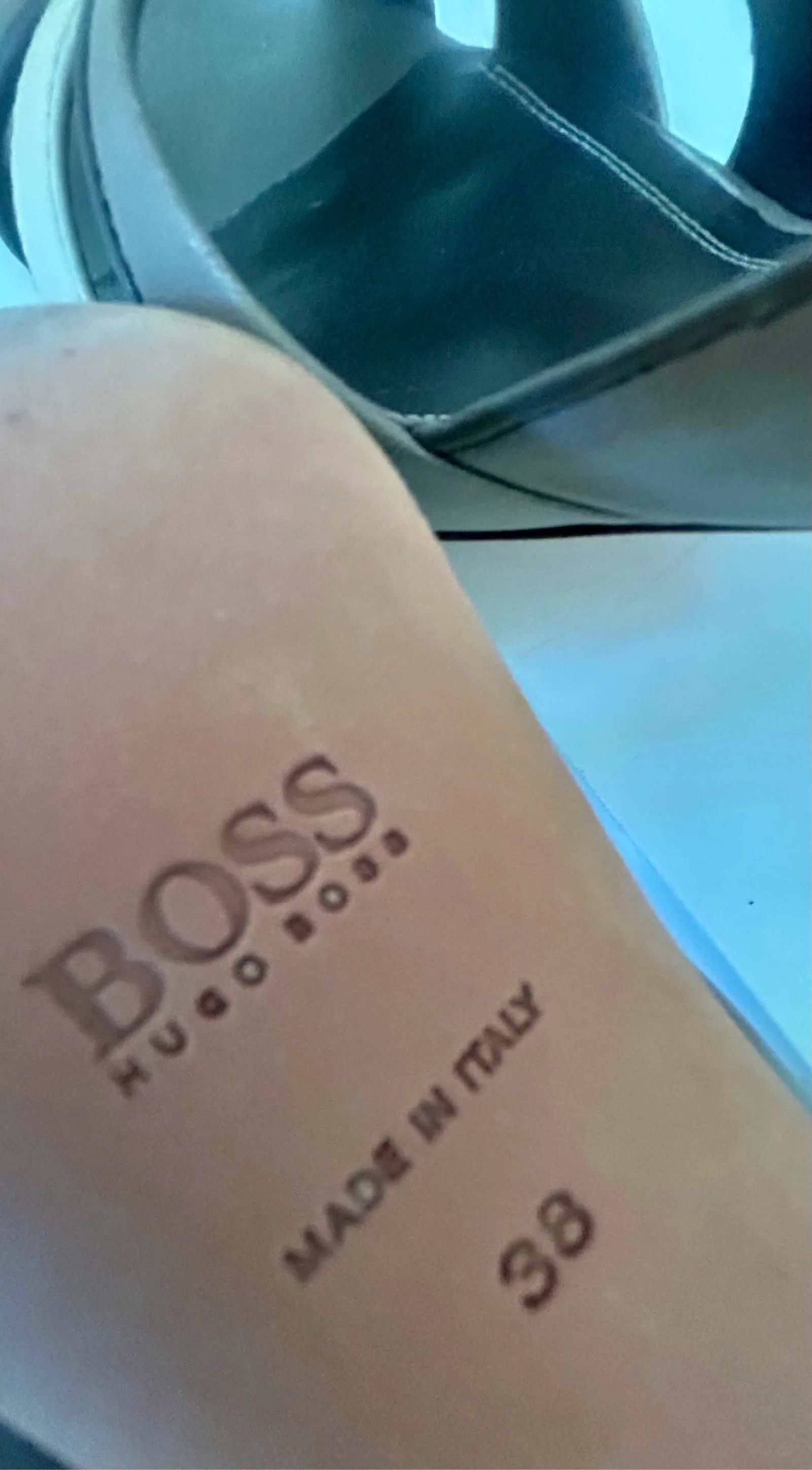 Hugo Boss Hugo Boss Heels Size US 8 / IT 38 - 2 Thumbnail