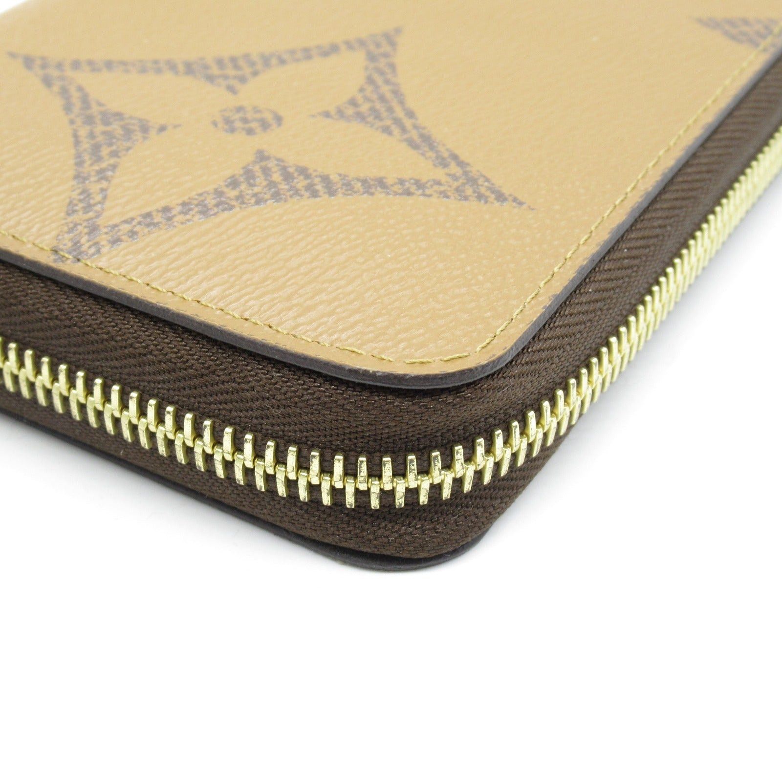 Louis Vuitton Louis Vuitton Zippy Wallet Round Long Zipper Coated Canvas Monogram Giant Reverse Brown Size ONE SIZE - 9 Thumbnail