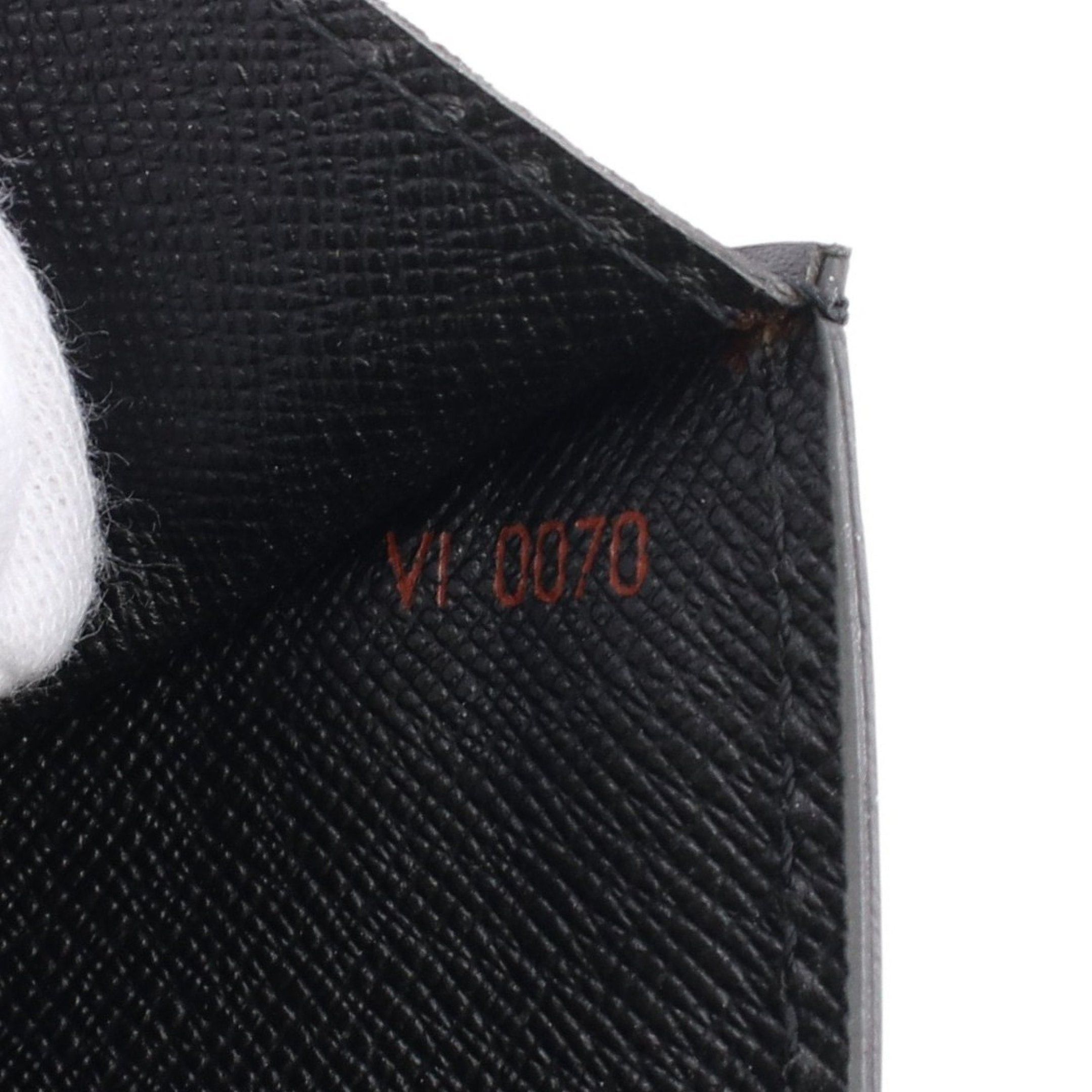 Louis Vuitton Louis Vuitton Serie Dragonne Epi Noir Clutch Bag Leather Black Size ONE SIZE - 5 Thumbnail
