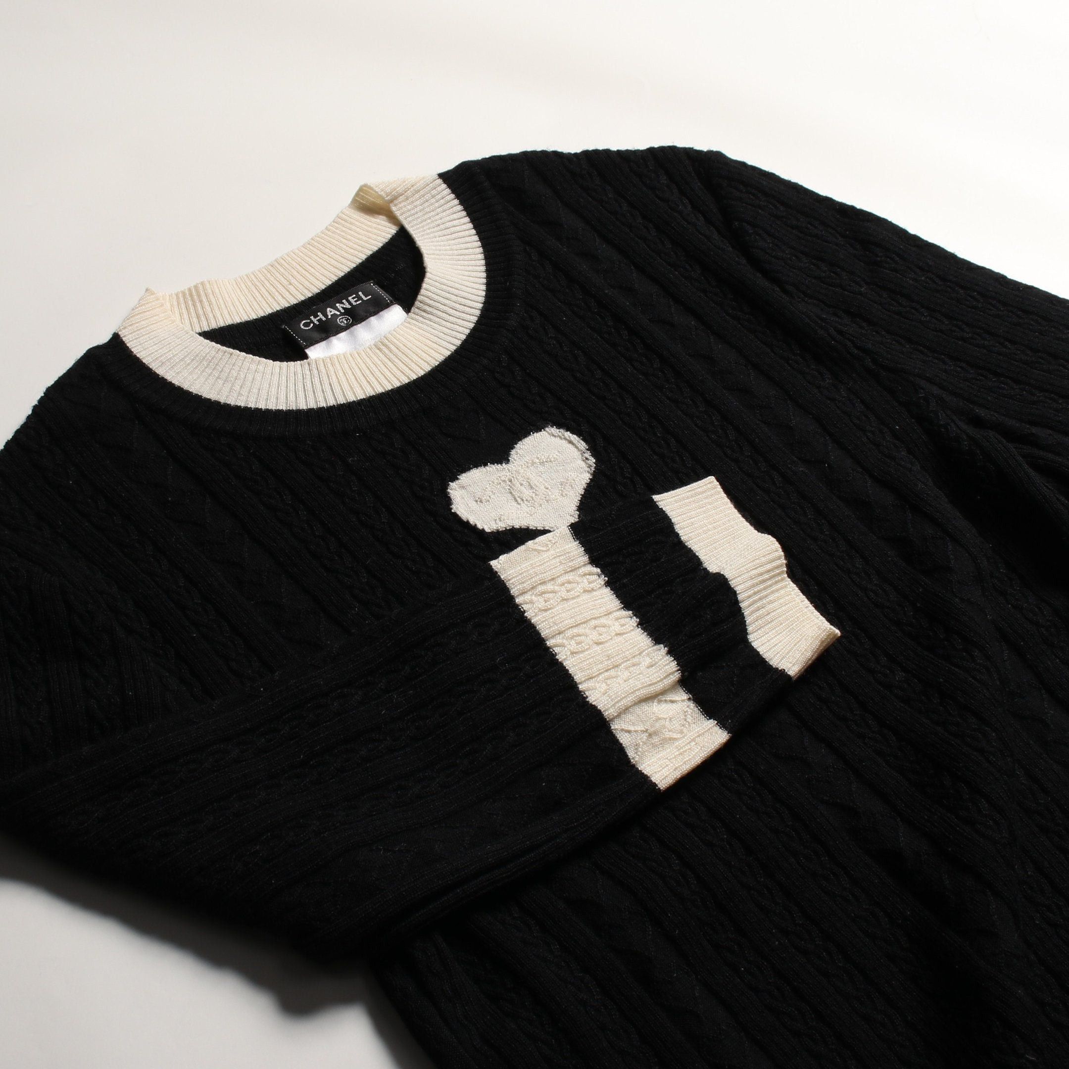 Chanel Chanel Knit Crew Neck Heart Wool Black Ivory Size ONE SIZE - 9 Thumbnail