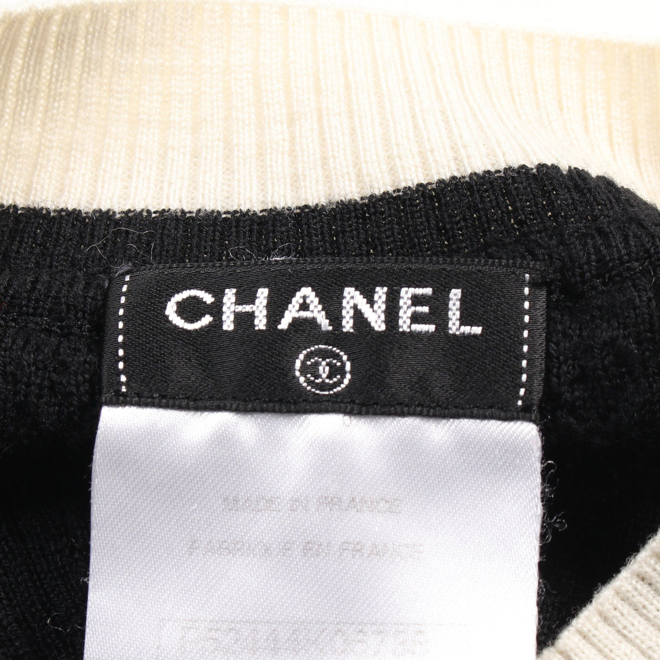 Chanel Chanel Knit Crew Neck Heart Wool Black Ivory Size ONE SIZE - 3 Thumbnail