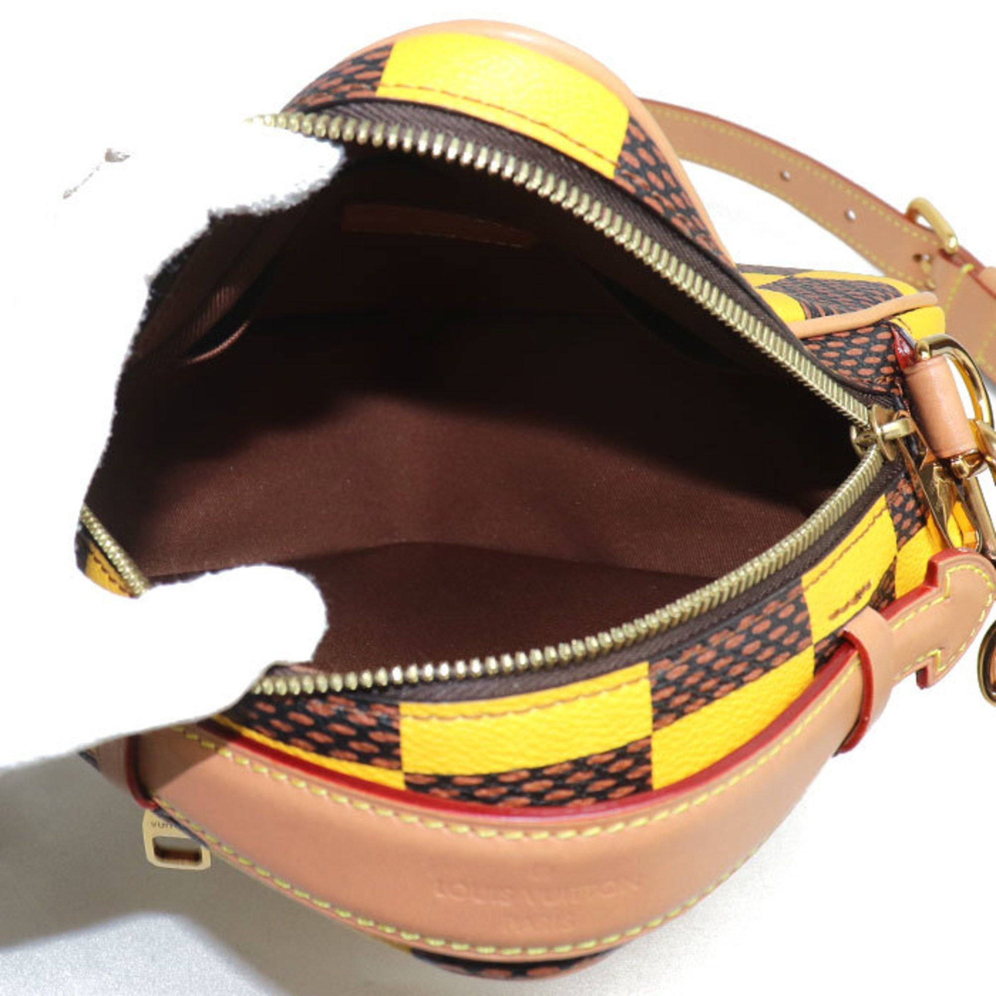Louis Vuitton Louis Vuitton Chess shoulder Size ONE SIZE - 6 Thumbnail