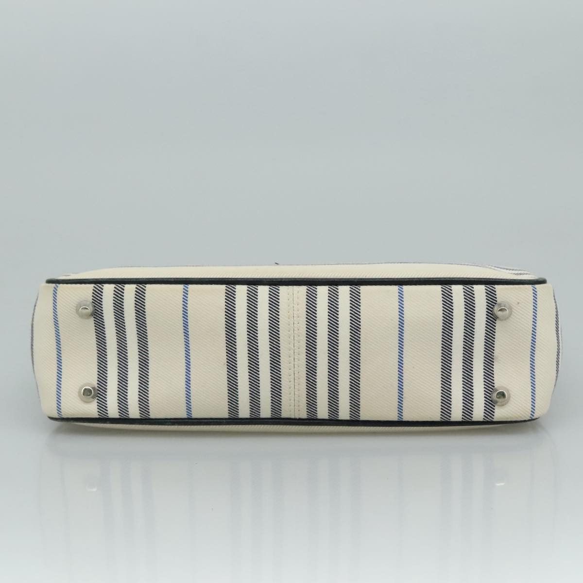 Burberry White Canvas Shoulder Bag (Pre-Owned) Size ONE SIZE - 18 Thumbnail
