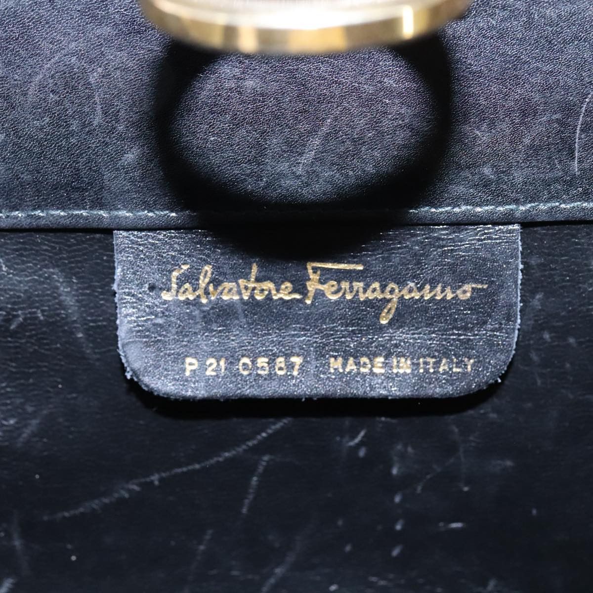 Salvatore Ferragamo Gancini Black Leather Shoulder Bag (Pre-Owned) Size ONE SIZE - 14 Thumbnail