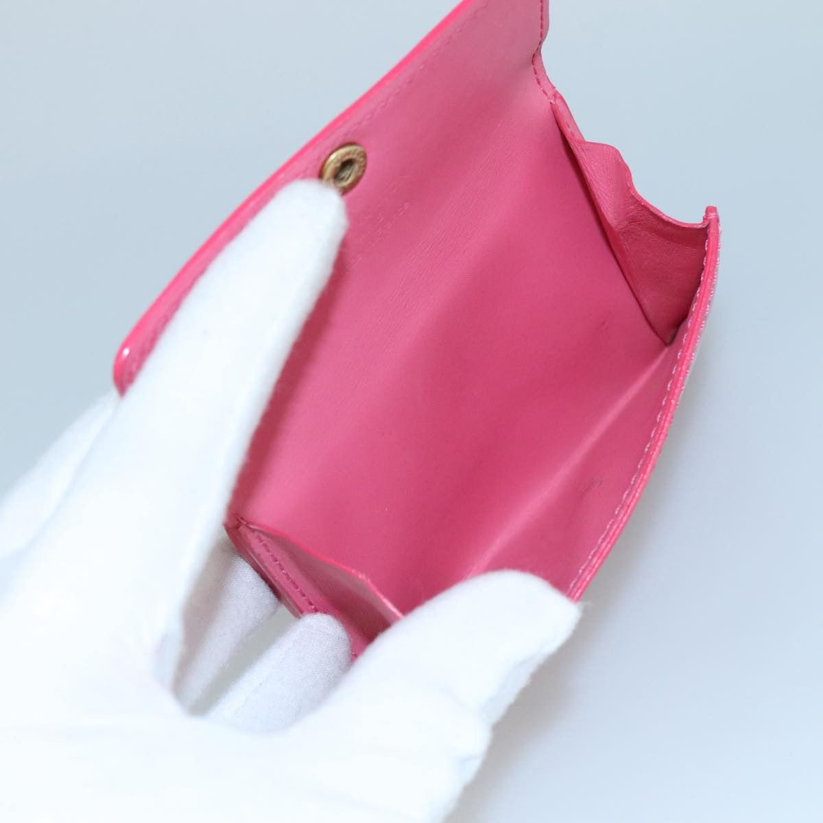 Louis Vuitton Ludlow Red Patent Leather Wallet (Pre-Owned) Size ONE SIZE - 15 Thumbnail