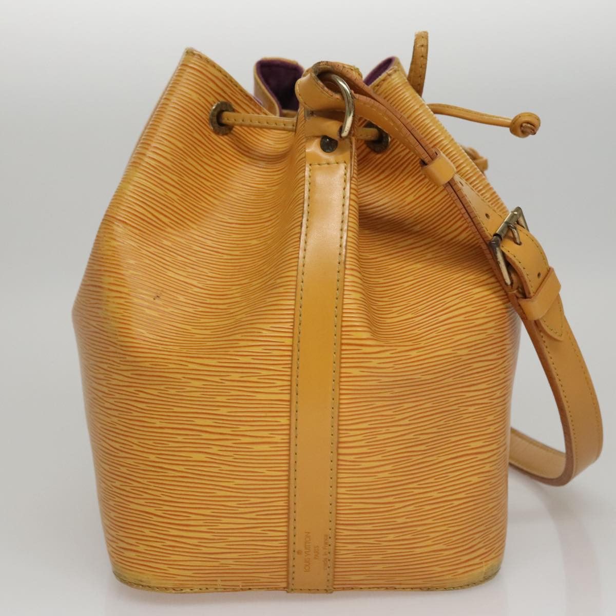 Louis Vuitton Petit Noé Yellow Leather Shoulder Bag (Pre-Owned) Size ONE SIZE - 4 Thumbnail