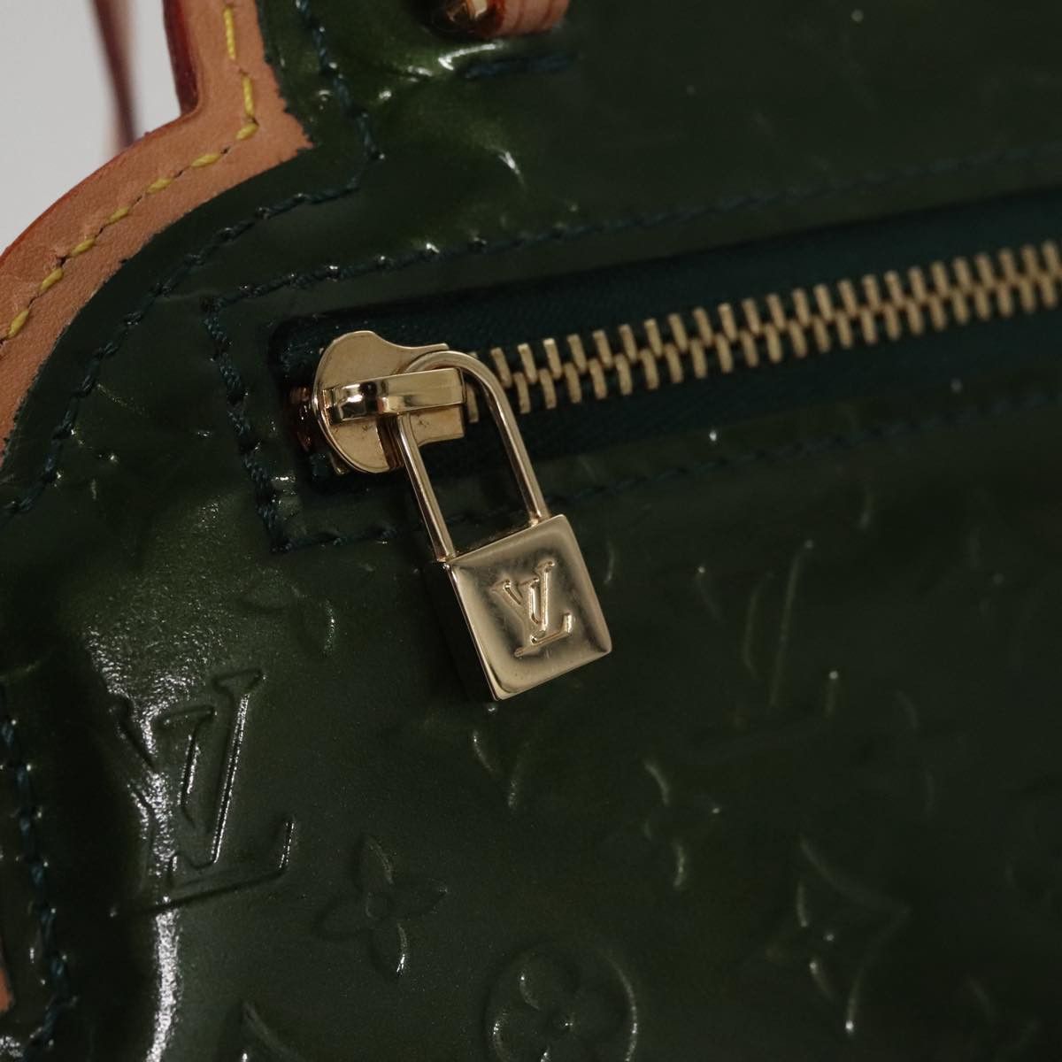 Louis Vuitton Conte De Fées Green Patent Leather Shoulder Bag (Pre-Owned) Size ONE SIZE - 11 Thumbnail