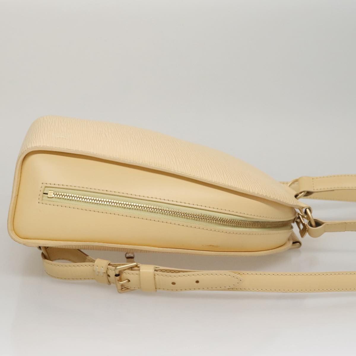 Louis Vuitton Mabillon Beige Leather Backpack Bag (Pre-Owned) Size ONE SIZE - 3 Thumbnail