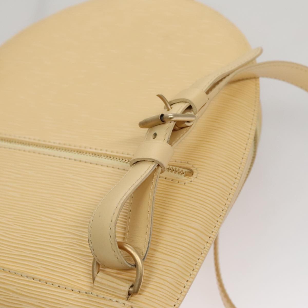 Louis Vuitton Mabillon Beige Leather Backpack Bag (Pre-Owned) Size ONE SIZE - 10 Thumbnail
