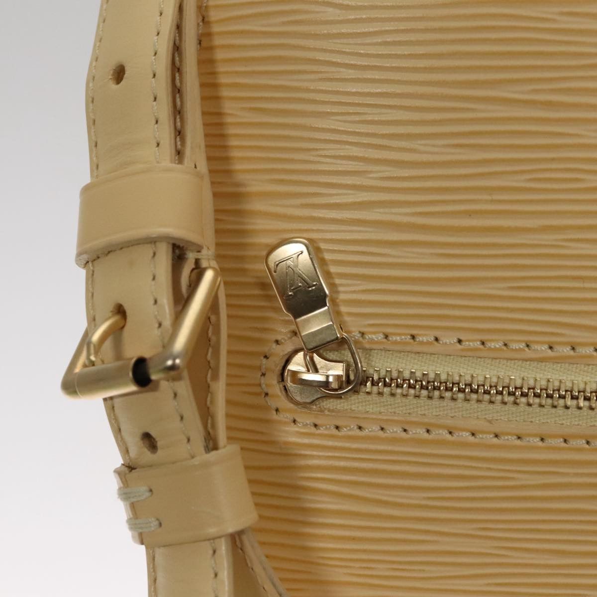 Louis Vuitton Mabillon Beige Leather Backpack Bag (Pre-Owned) Size ONE SIZE - 15 Thumbnail