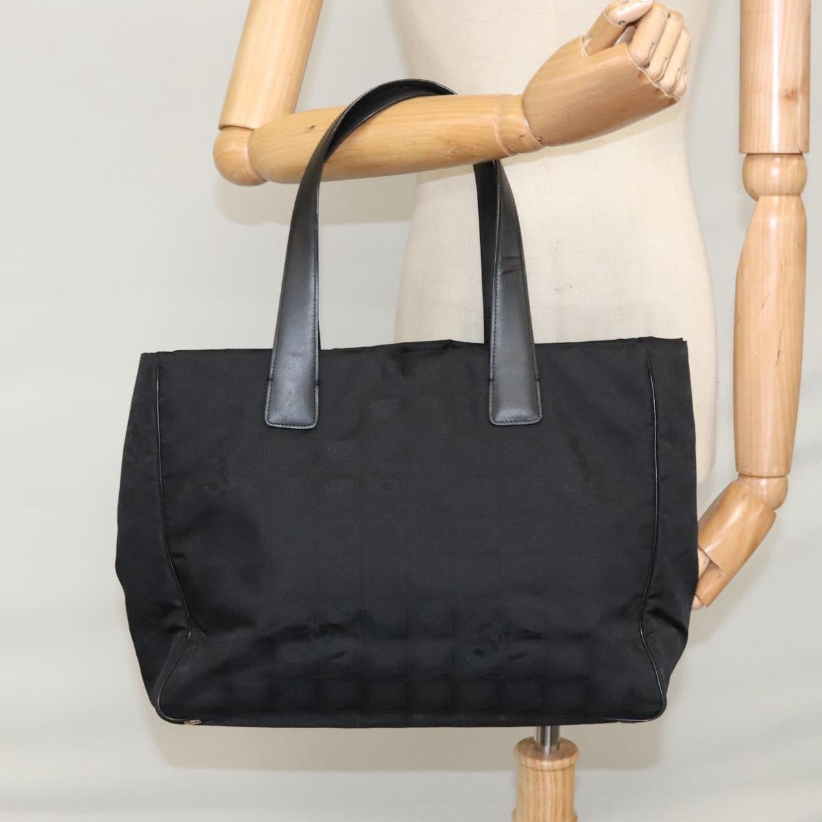 Chanel Travel Line Black Synthetic Tote Bag (Pre-Owned) Size ONE SIZE - 15 Thumbnail