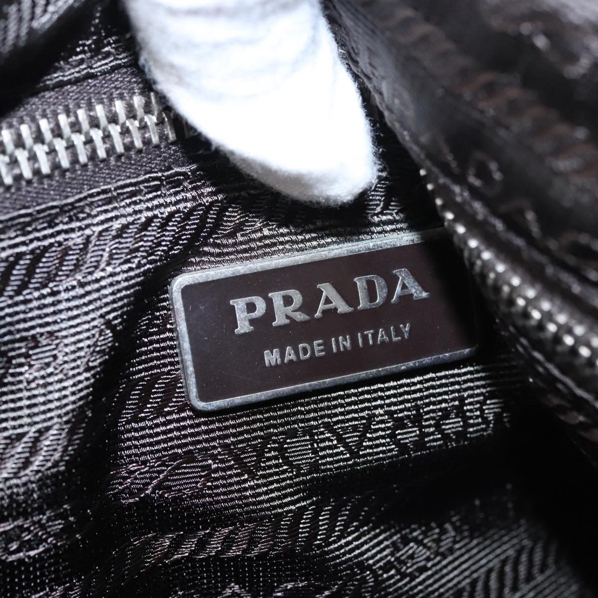 Prada Triangle Logo Red Leather Shoulder Bag (Pre-Owned) Size ONE SIZE - 16 Thumbnail