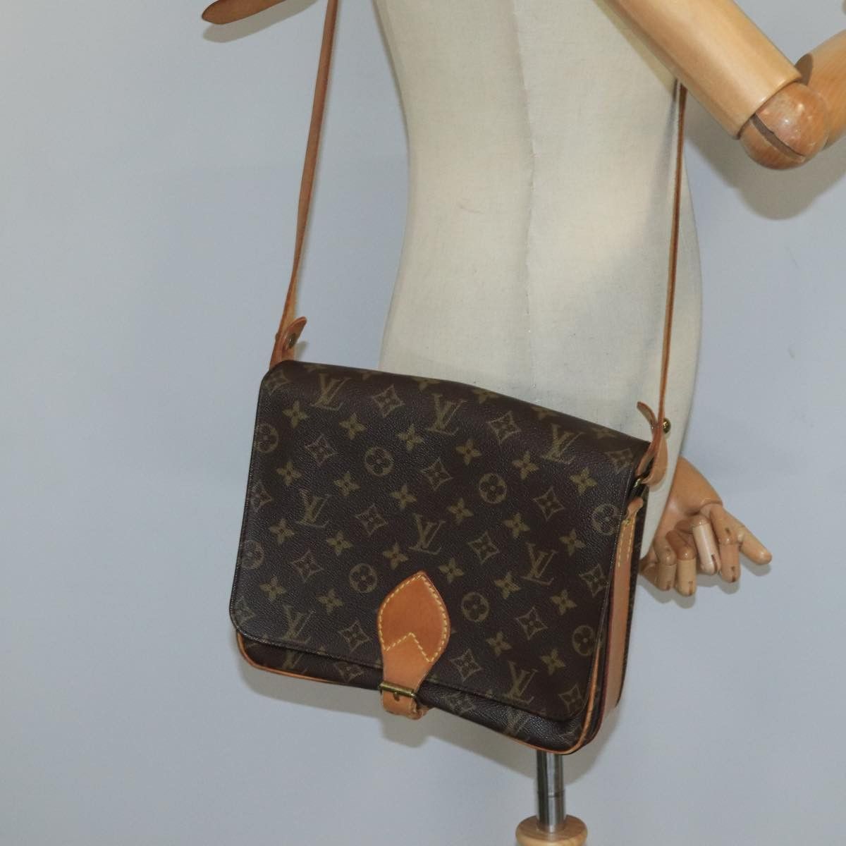 Louis Vuitton Cartouchiere Brown Canvas Shoulder Bag (Pre-Owned) Size ONE SIZE - 19 Thumbnail