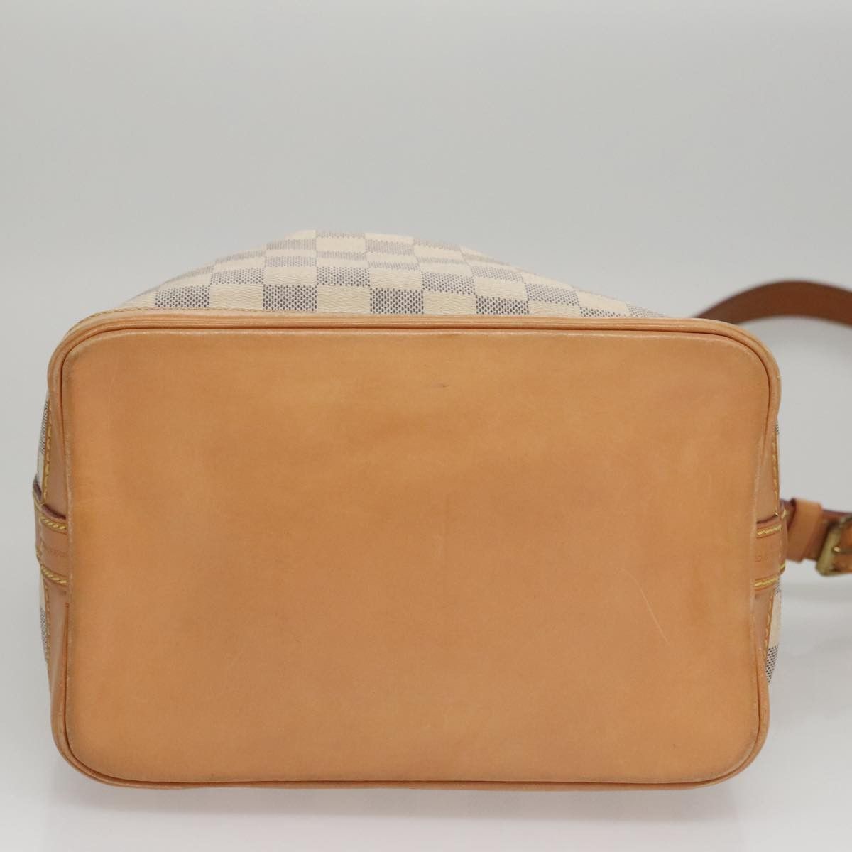 Louis Vuitton Noé White Canvas Shoulder Bag (Pre-Owned) Size ONE SIZE - 6 Thumbnail