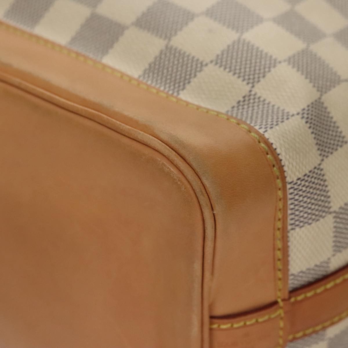 Louis Vuitton Noé White Canvas Shoulder Bag (Pre-Owned) Size ONE SIZE - 18 Thumbnail