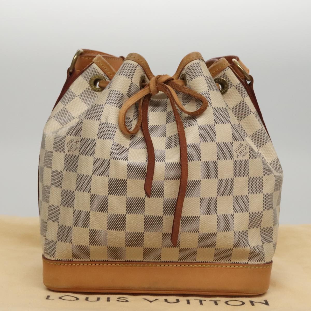 Louis Vuitton Noé White Canvas Shoulder Bag (Pre-Owned) Size ONE SIZE - 12 Thumbnail